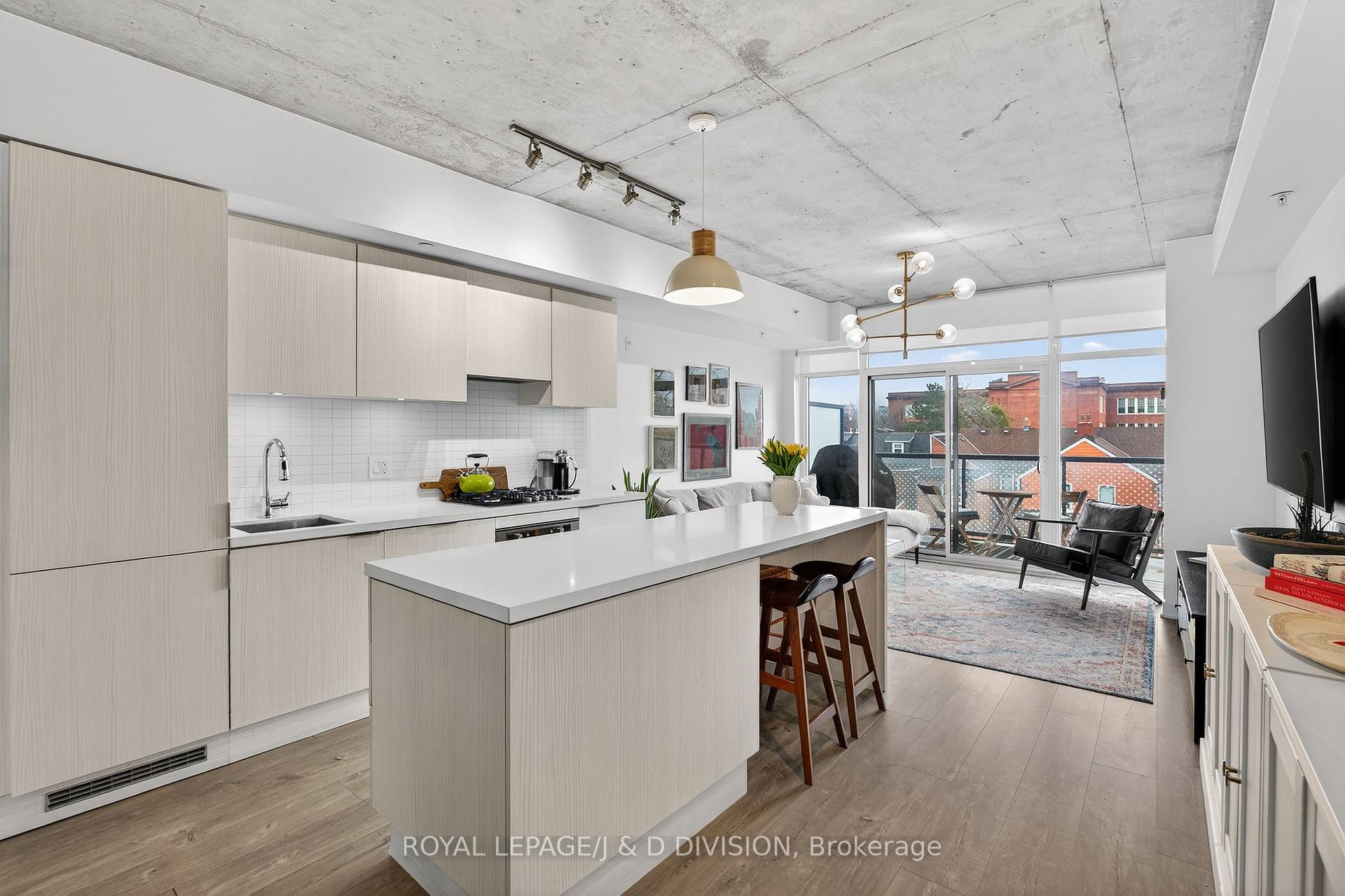 Photo 13 of Unit 322, 109 Ossington Avenue, Toronto, Trinity-Bellwoods — HOMEH