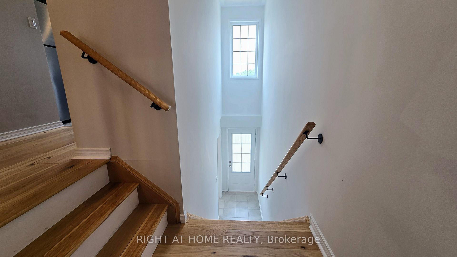 Photo 9 of Unit 341, 2358 Chevron Prince Path, Oshawa, Windfields — HOMEH