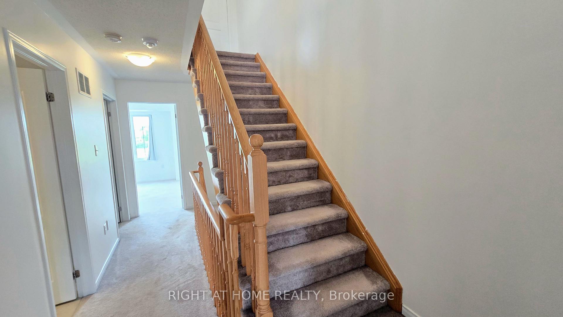 Photo 26 of Unit 341, 2358 Chevron Prince Path, Oshawa, Windfields — HOMEH
