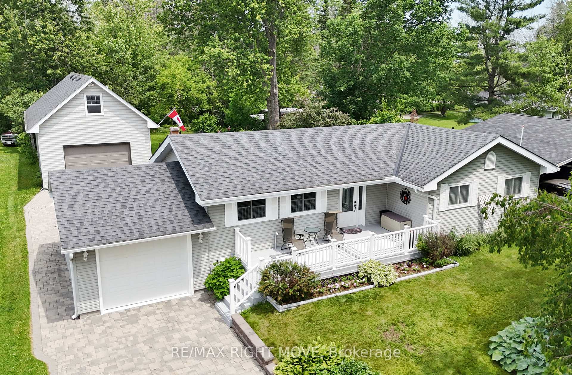 Photo 1 of 3705 Shadow Creek Road, Severn, West Shore — HOMEH