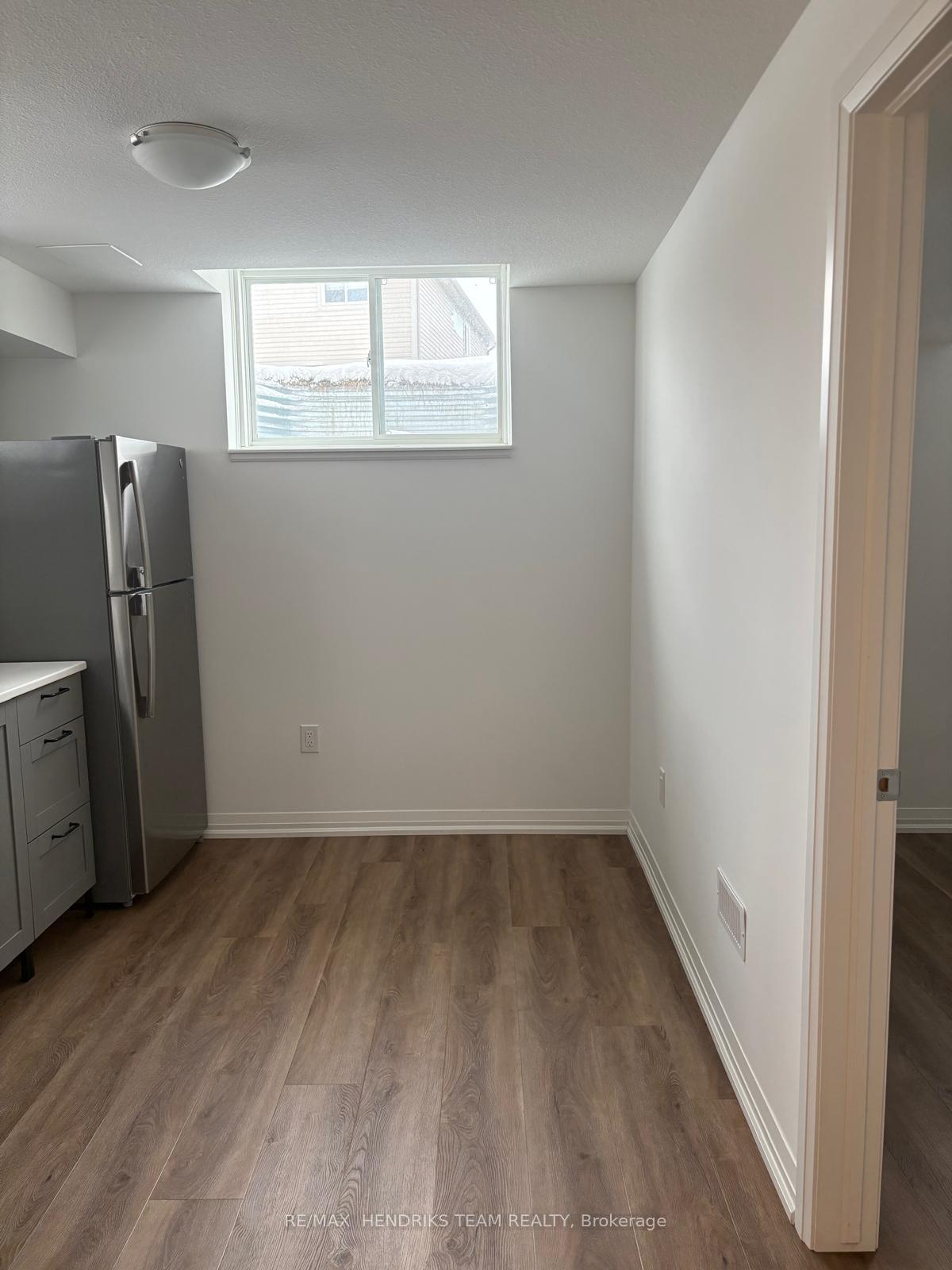 Photo 10 of Unit Basement Unit Only, 146 Bur Oak Drive, Thorold, Confederation Heights — HOMEH