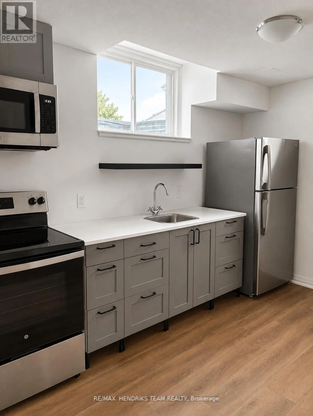 Photo 9 of Unit Basement Unit Only, 146 Bur Oak Drive, Thorold, Confederation Heights — HOMEH