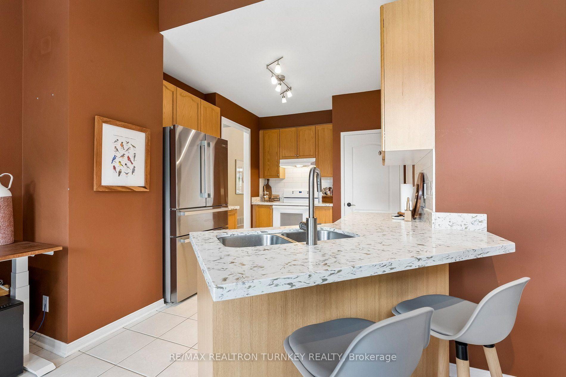 Photo 8 of 7 Thomas Bales Drive, Markham, Berczy — HOMEH