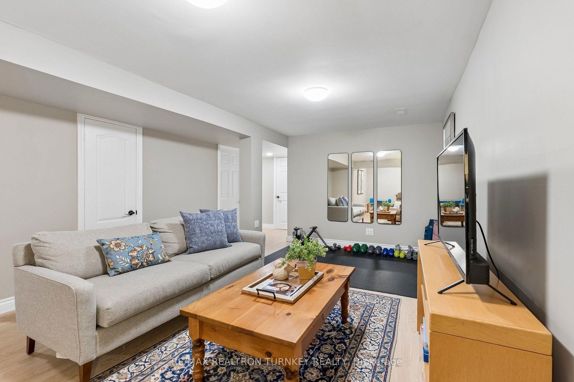 Photo 22 of 7 Thomas Bales Drive, Markham, Berczy — HOMEH