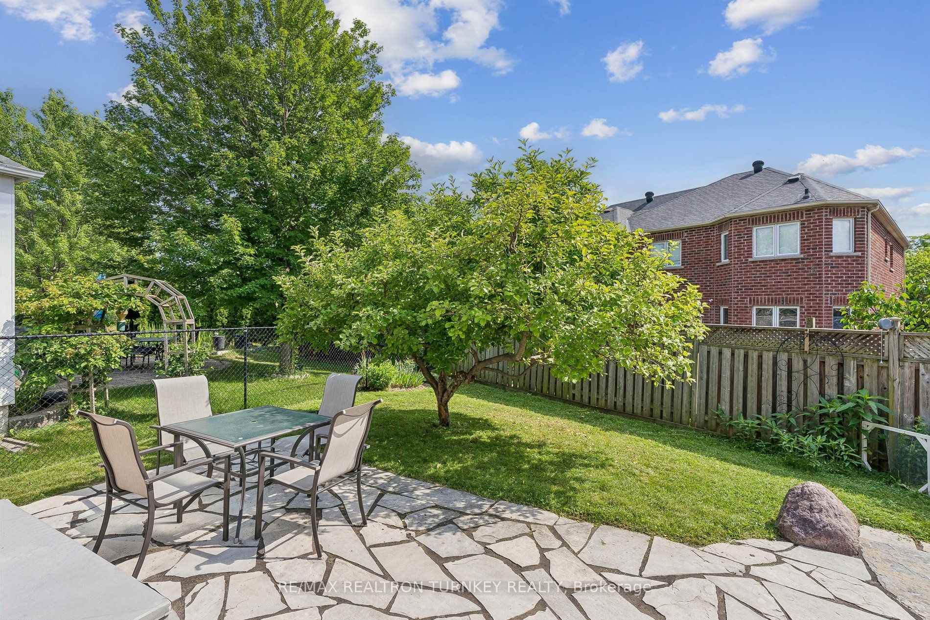 Photo 36 of 7 Thomas Bales Drive, Markham, Berczy — HOMEH