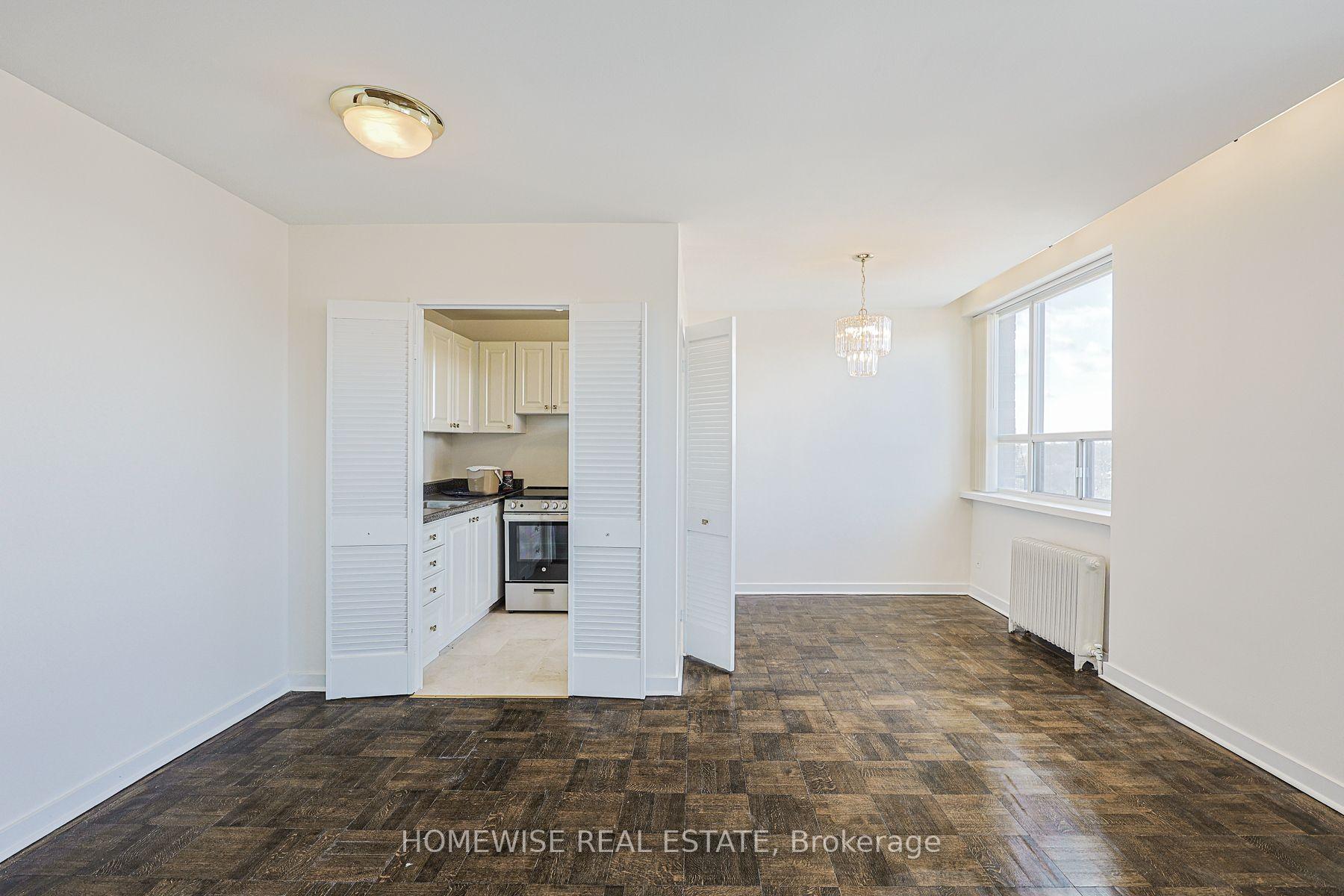Photo 18 of Unit 902, 485 Kingston Road, Toronto, The Beaches — HOMEH