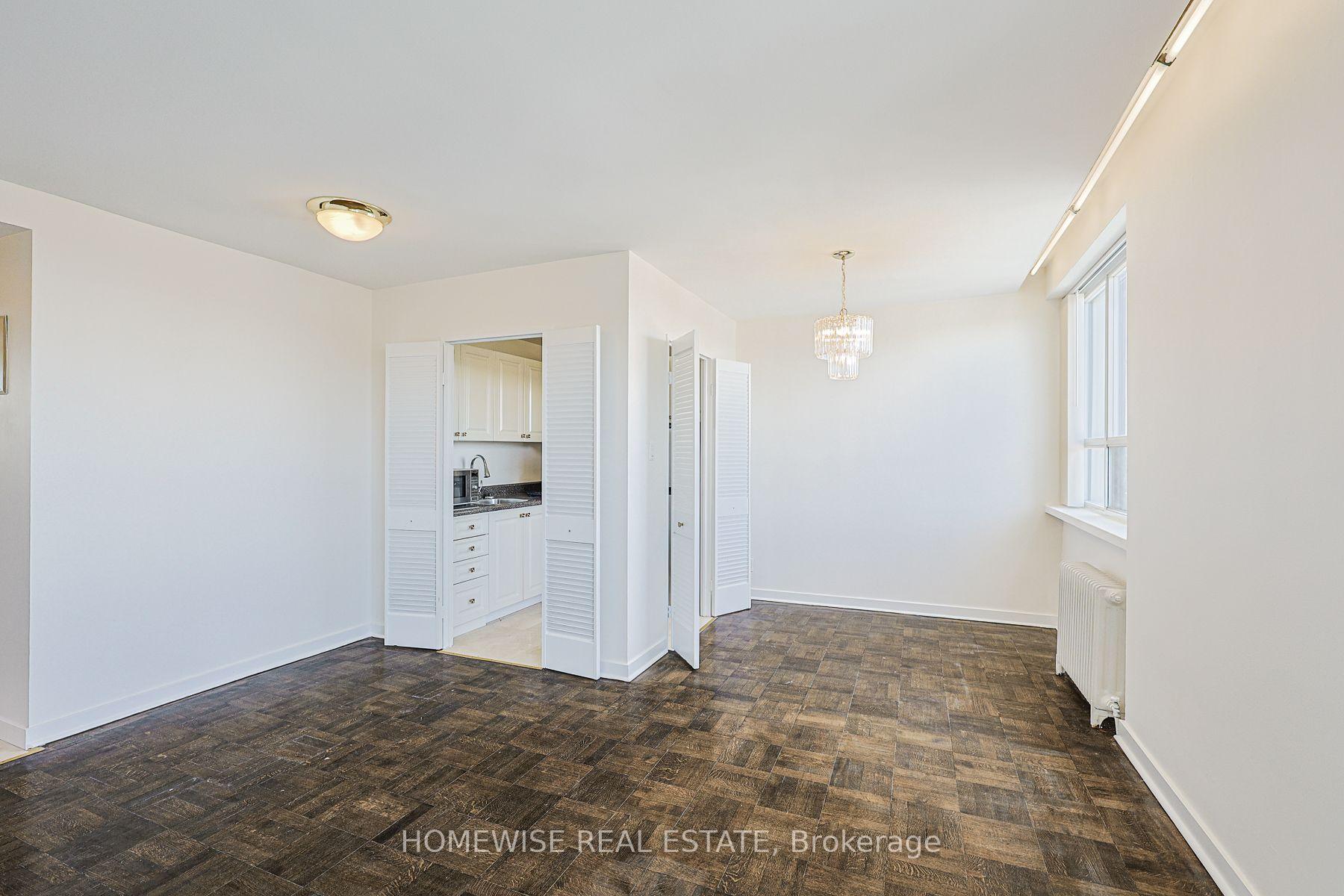 Photo 12 of Unit 902, 485 Kingston Road, Toronto, The Beaches — HOMEH