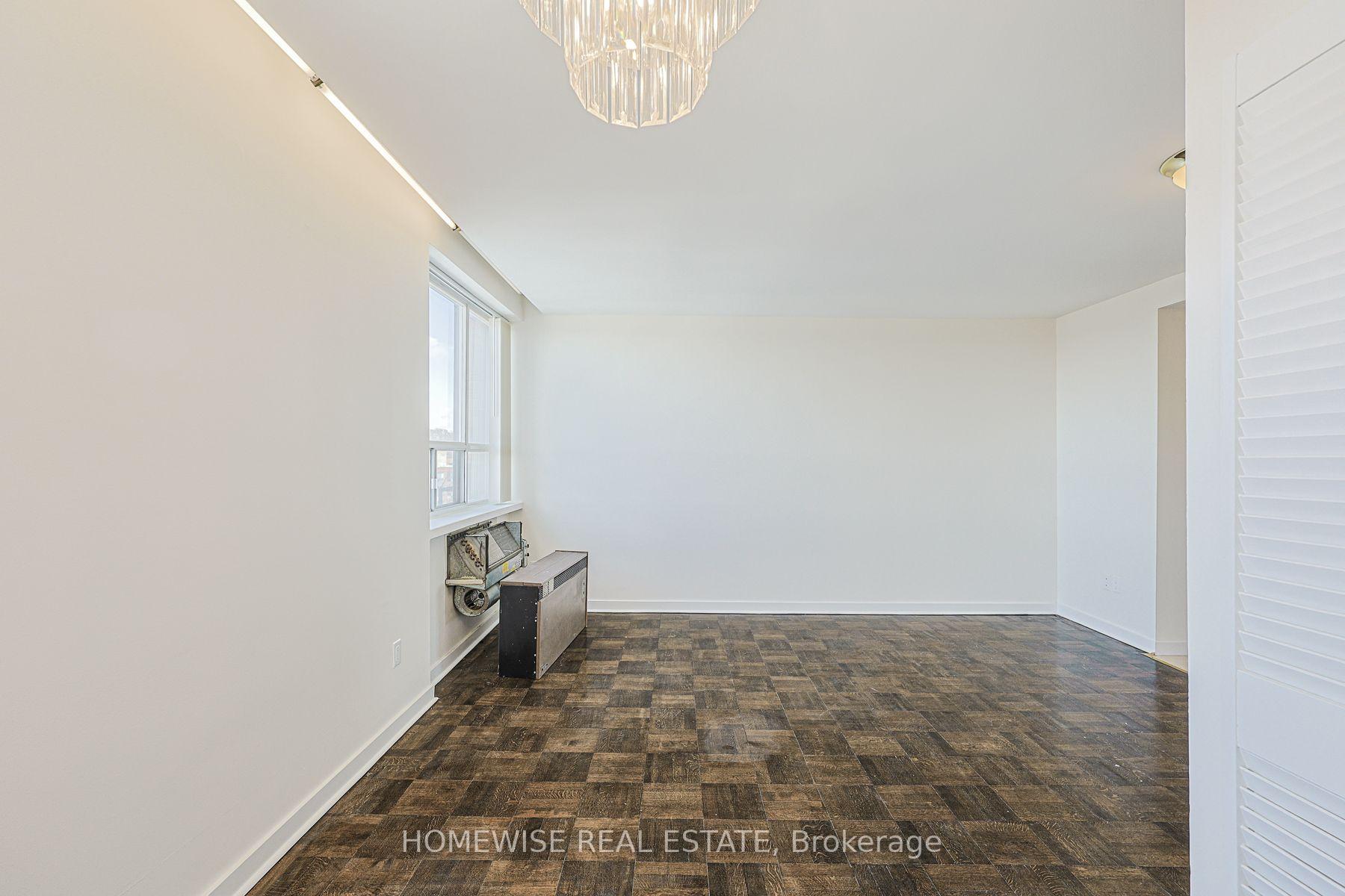 Photo 16 of Unit 902, 485 Kingston Road, Toronto, The Beaches — HOMEH