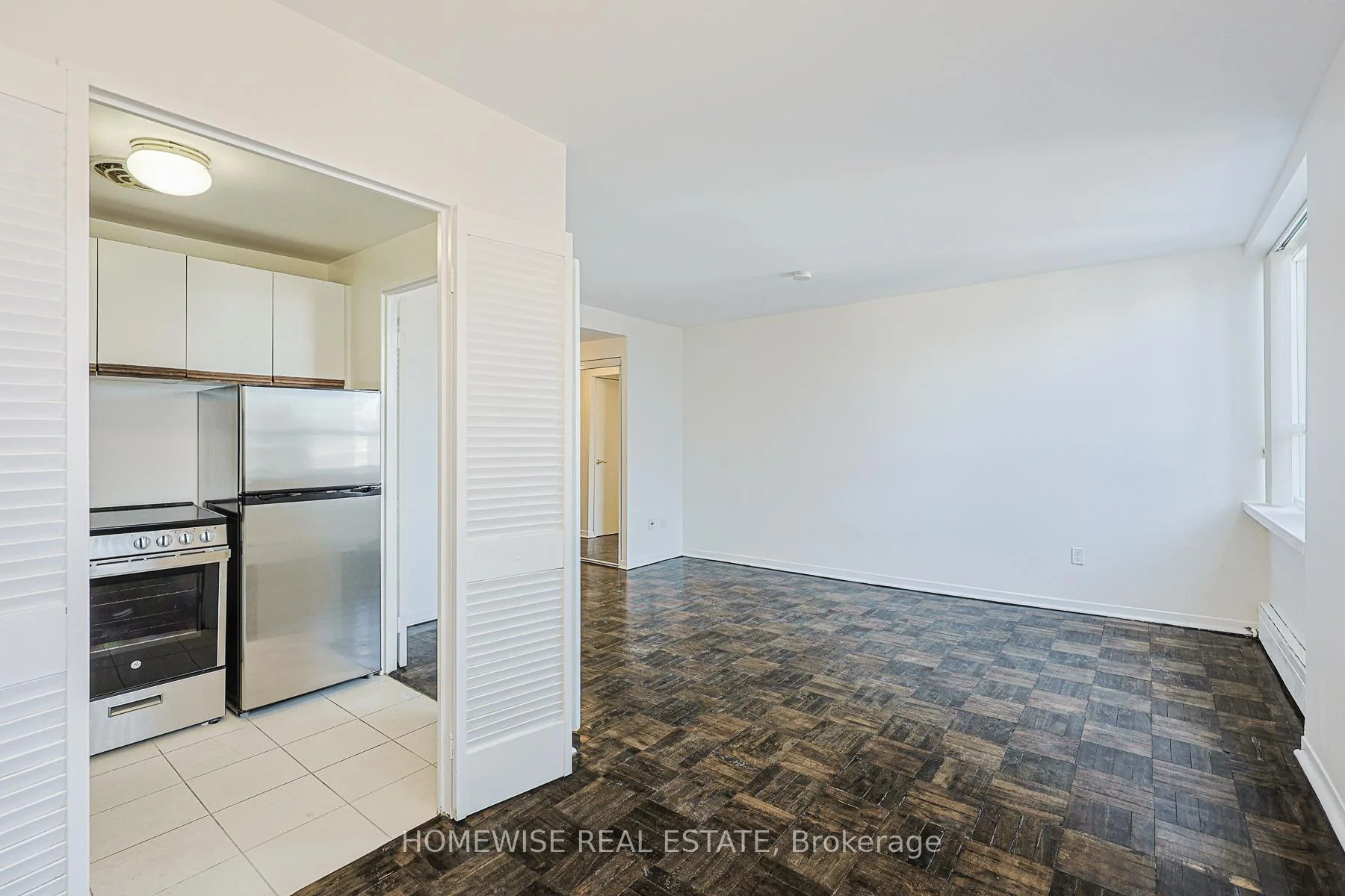 Photo 22 of Unit 902, 485 Kingston Road, Toronto, The Beaches — HOMEH