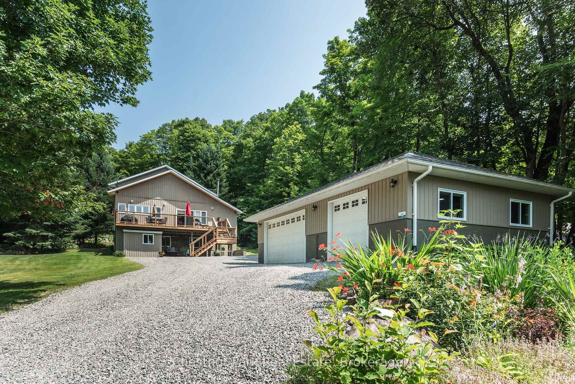 Photo 2 of 253 Chapman Drive, Burk's Falls — HOMEH