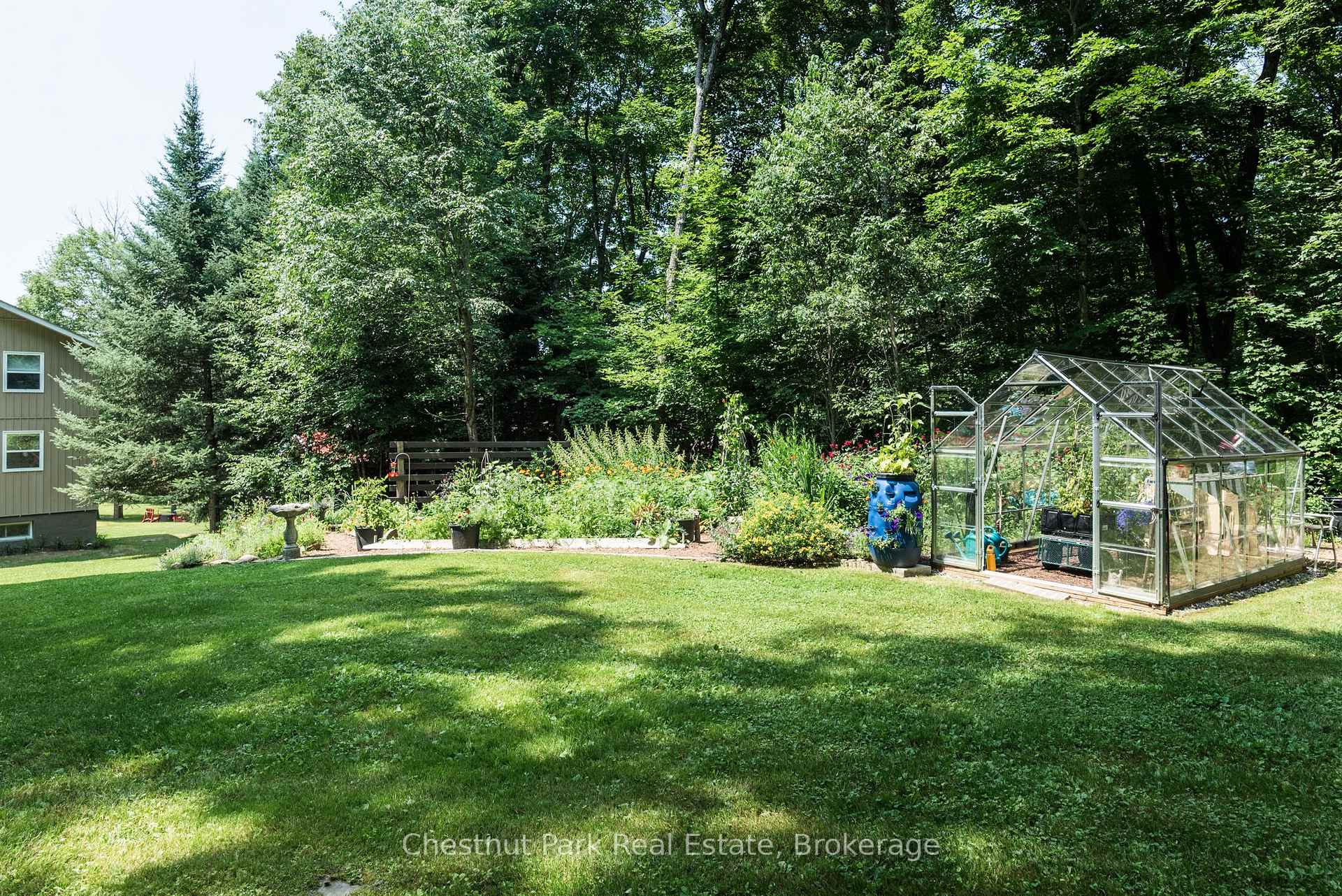 Photo 11 of 253 Chapman Drive, Burk's Falls — HOMEH