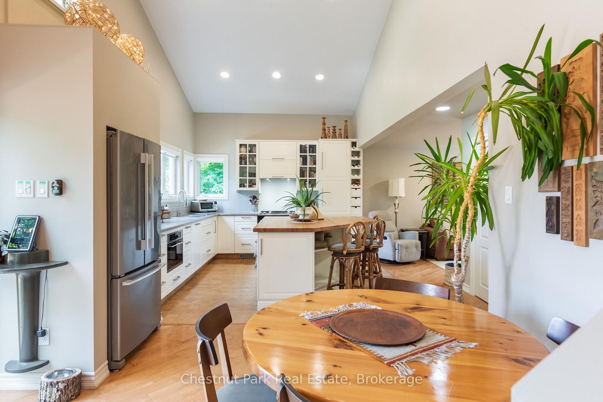 Photo 17 of 253 Chapman Drive, Burk's Falls — HOMEH
