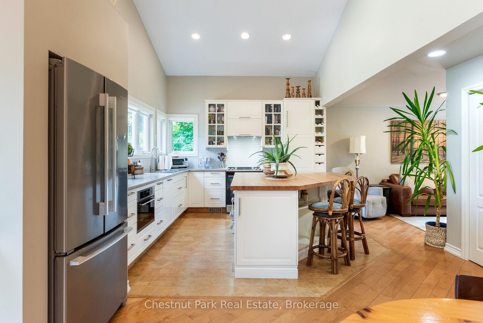 Photo 23 of 253 Chapman Drive, Burk's Falls — HOMEH