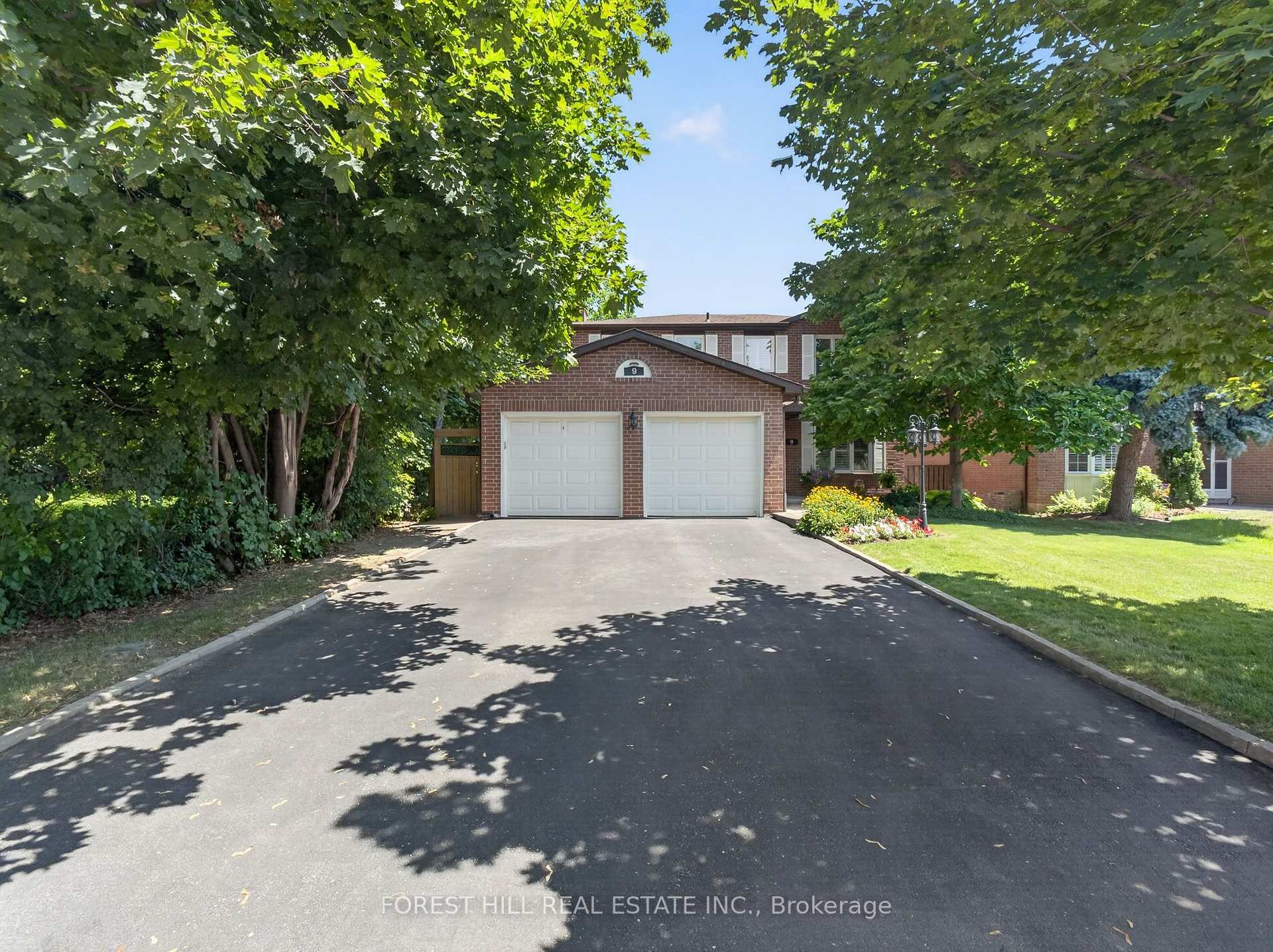 Photo 2 of 9 Tomlin Crescent, Richmond Hill, North Richvale — HOMEH
