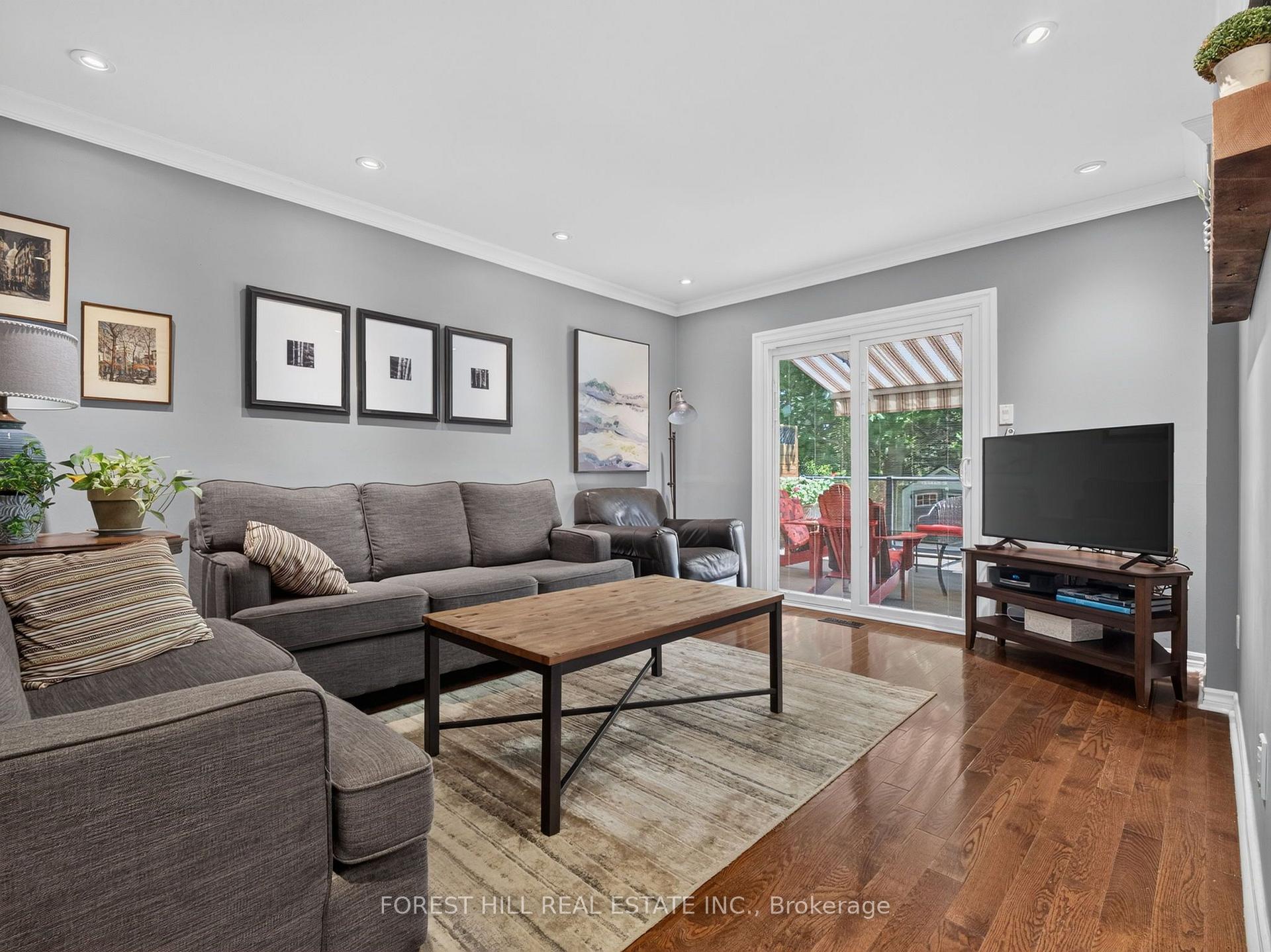 Photo 15 of 9 Tomlin Crescent, Richmond Hill, North Richvale — HOMEH