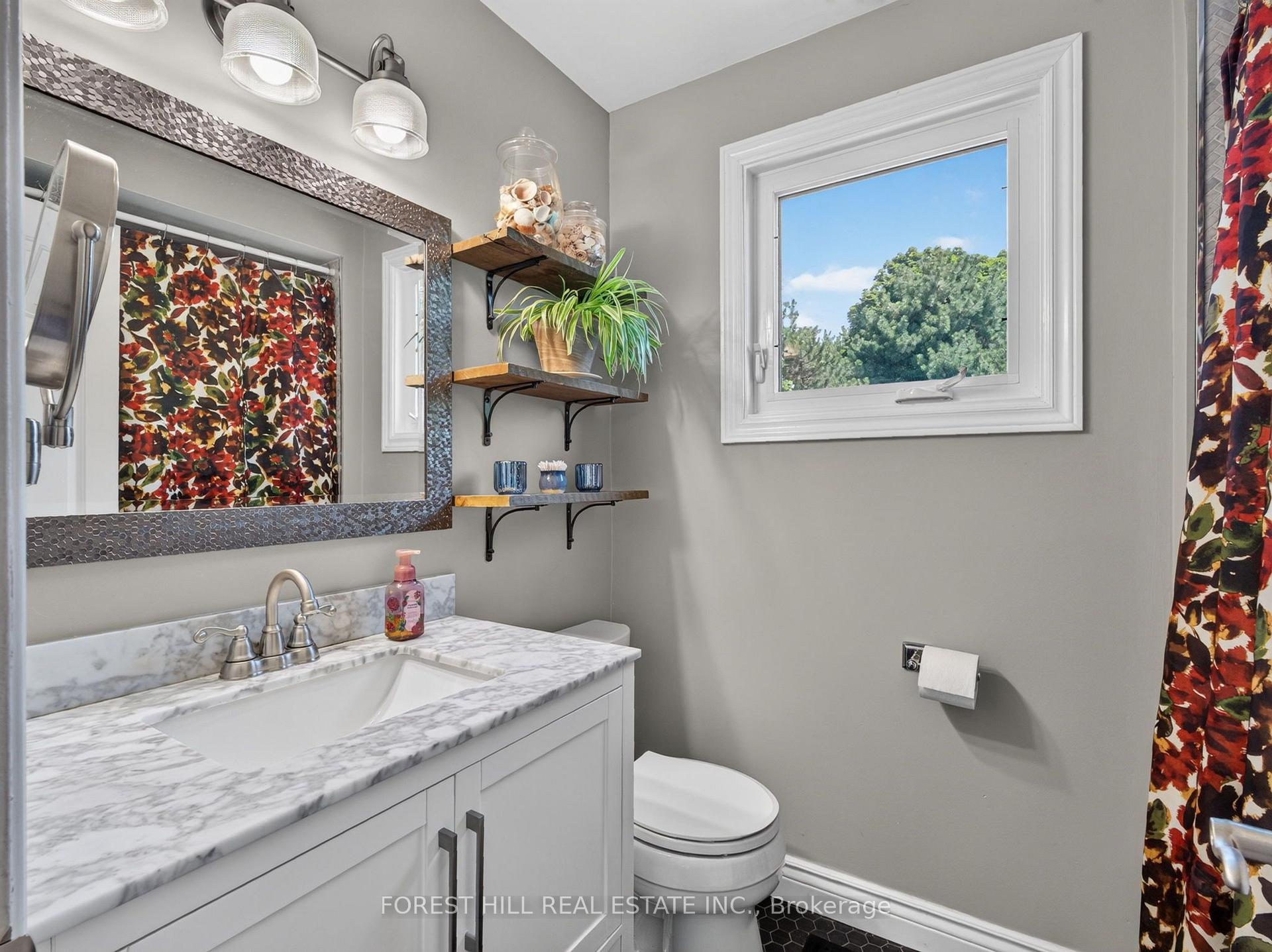 Photo 22 of 9 Tomlin Crescent, Richmond Hill, North Richvale — HOMEH