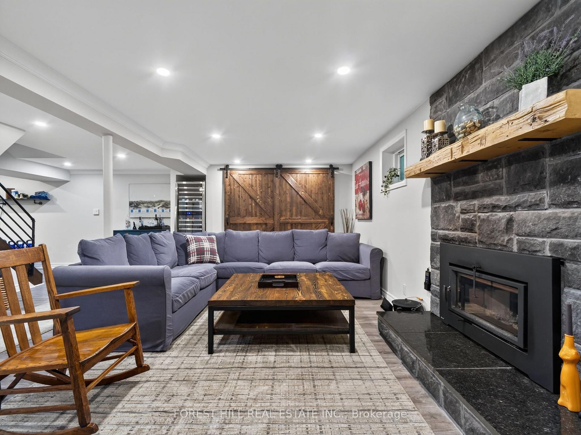 Photo 31 of 9 Tomlin Crescent, Richmond Hill, North Richvale — HOMEH