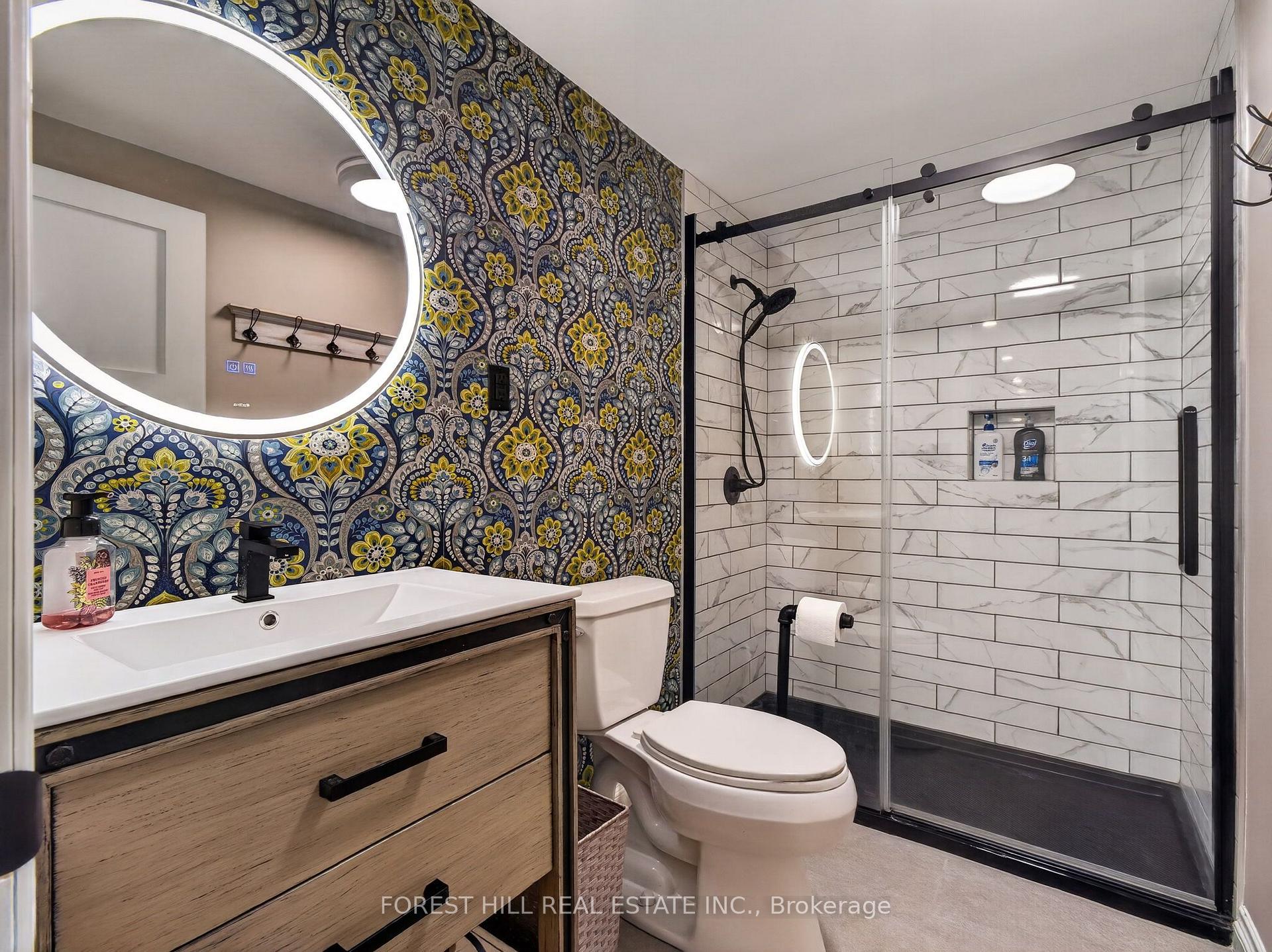 Photo 33 of 9 Tomlin Crescent, Richmond Hill, North Richvale — HOMEH