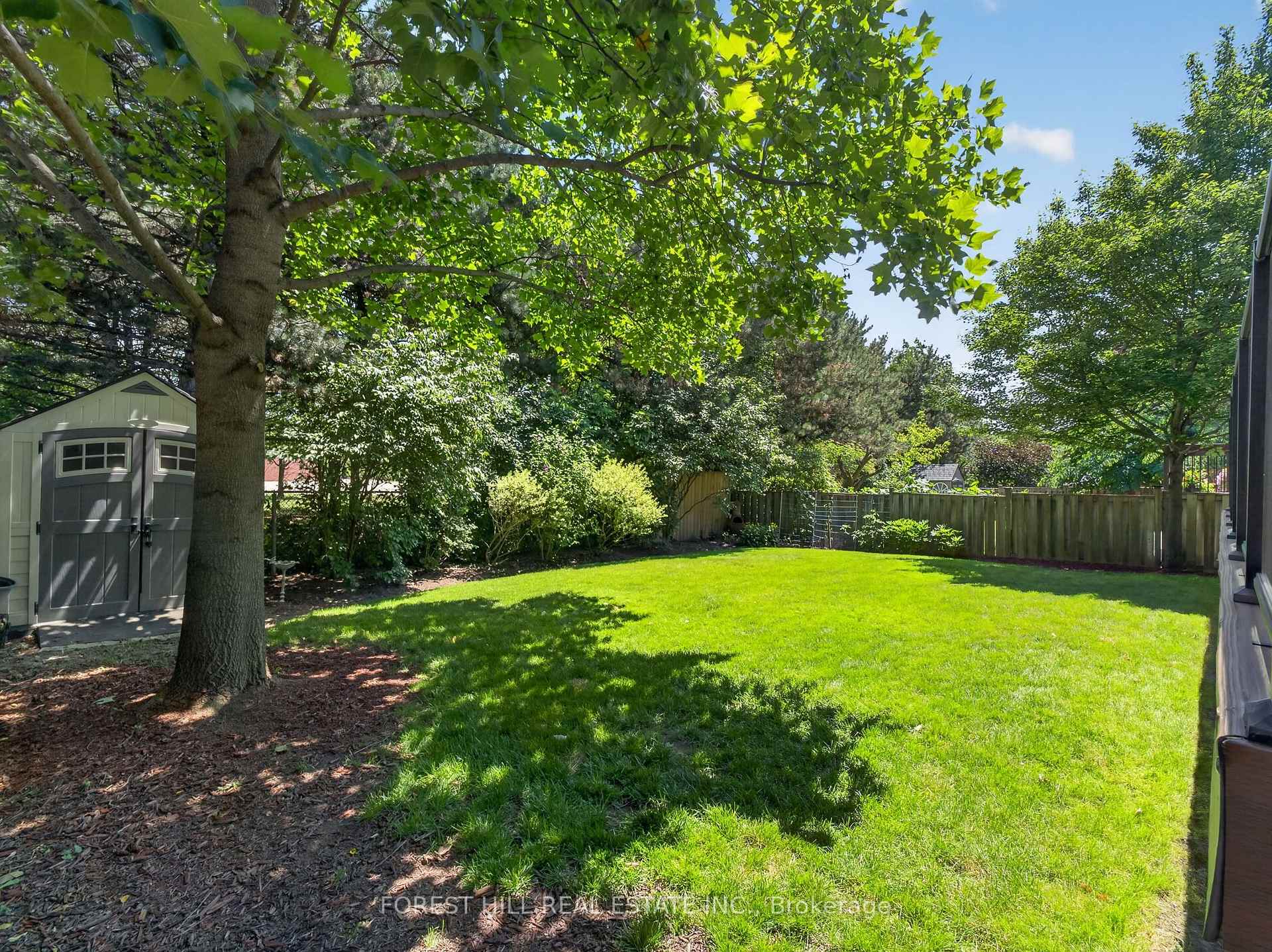 Photo 36 of 9 Tomlin Crescent, Richmond Hill, North Richvale — HOMEH