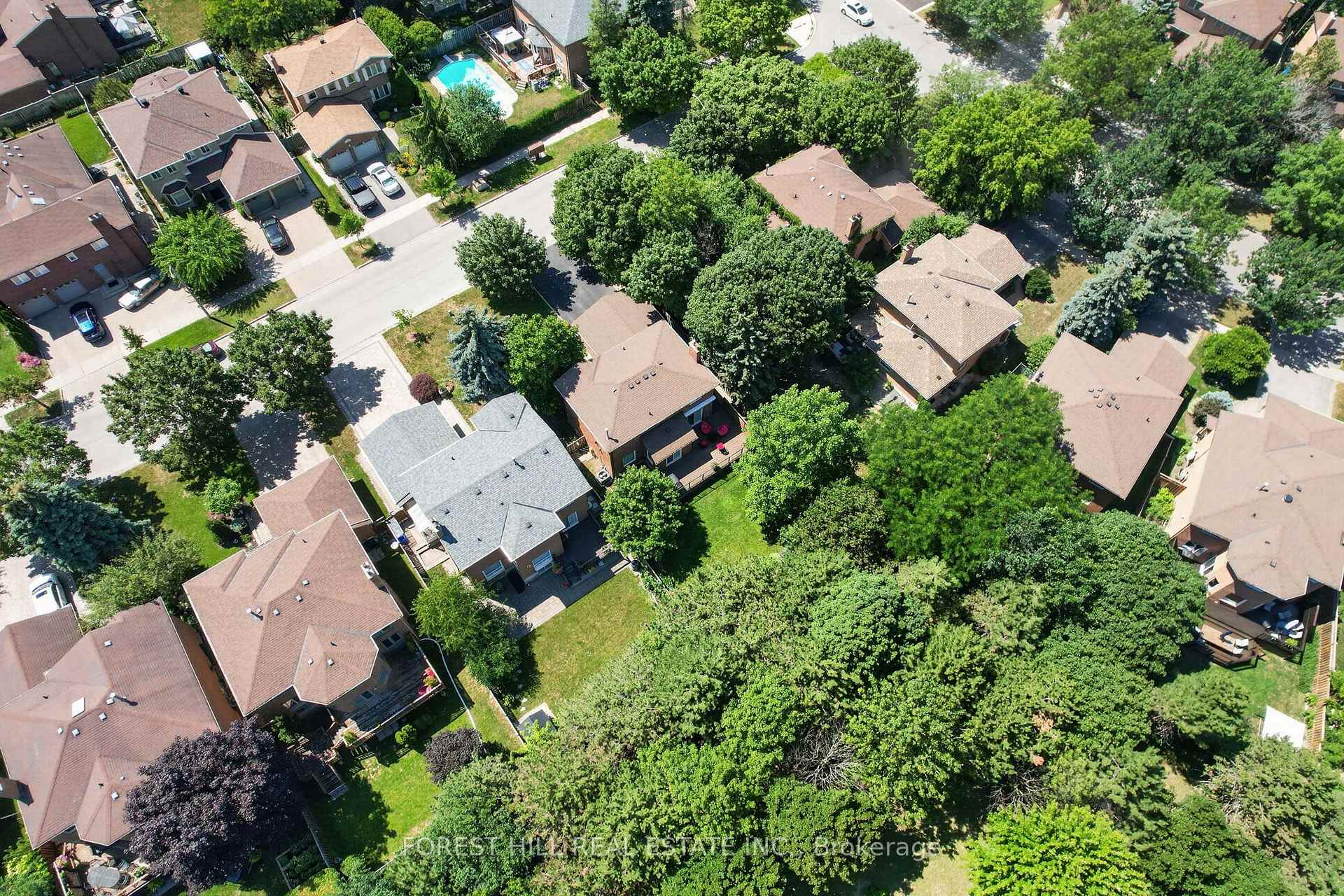 Photo 44 of 9 Tomlin Crescent, Richmond Hill, North Richvale — HOMEH