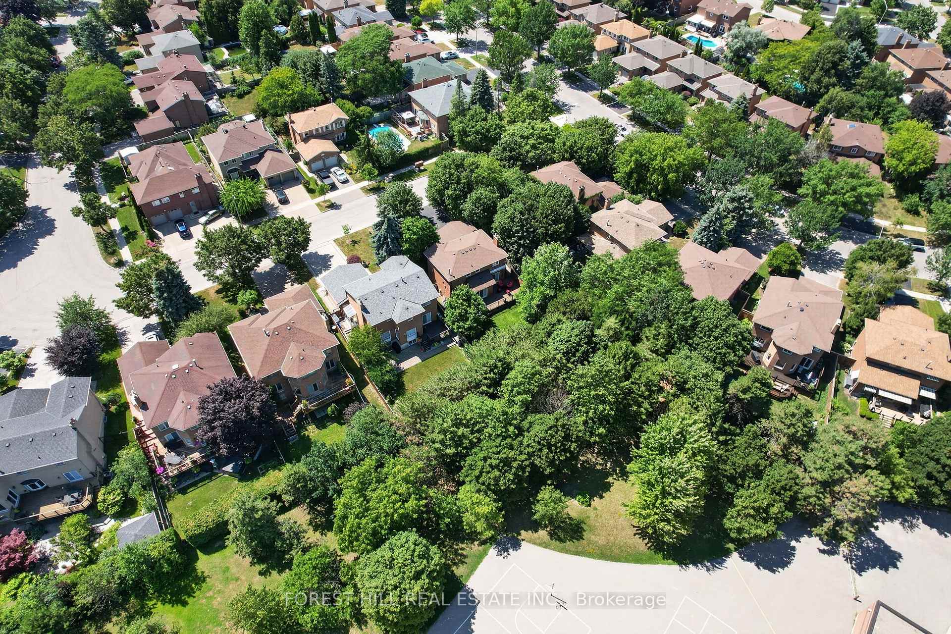 Photo 46 of 9 Tomlin Crescent, Richmond Hill, North Richvale — HOMEH