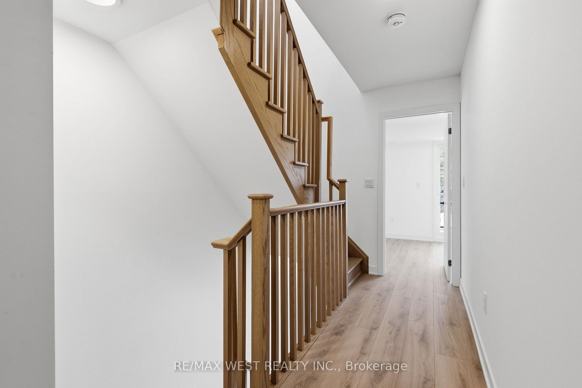 Photo 11 of Unit 7, 521 Big Bay Point Road, Barrie, Painswick South — HOMEH