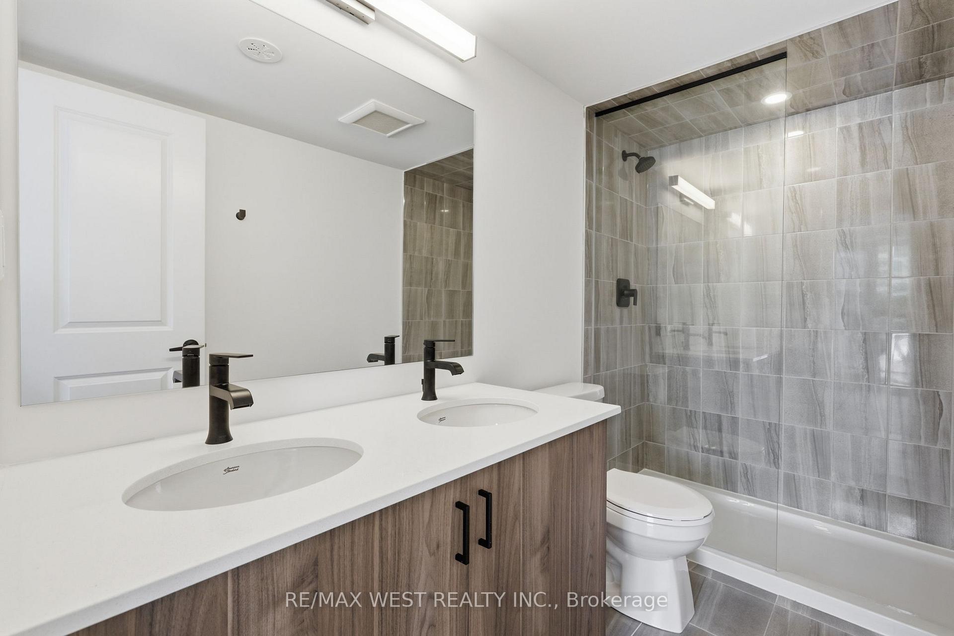 Photo 17 of Unit 7, 521 Big Bay Point Road, Barrie, Painswick South — HOMEH