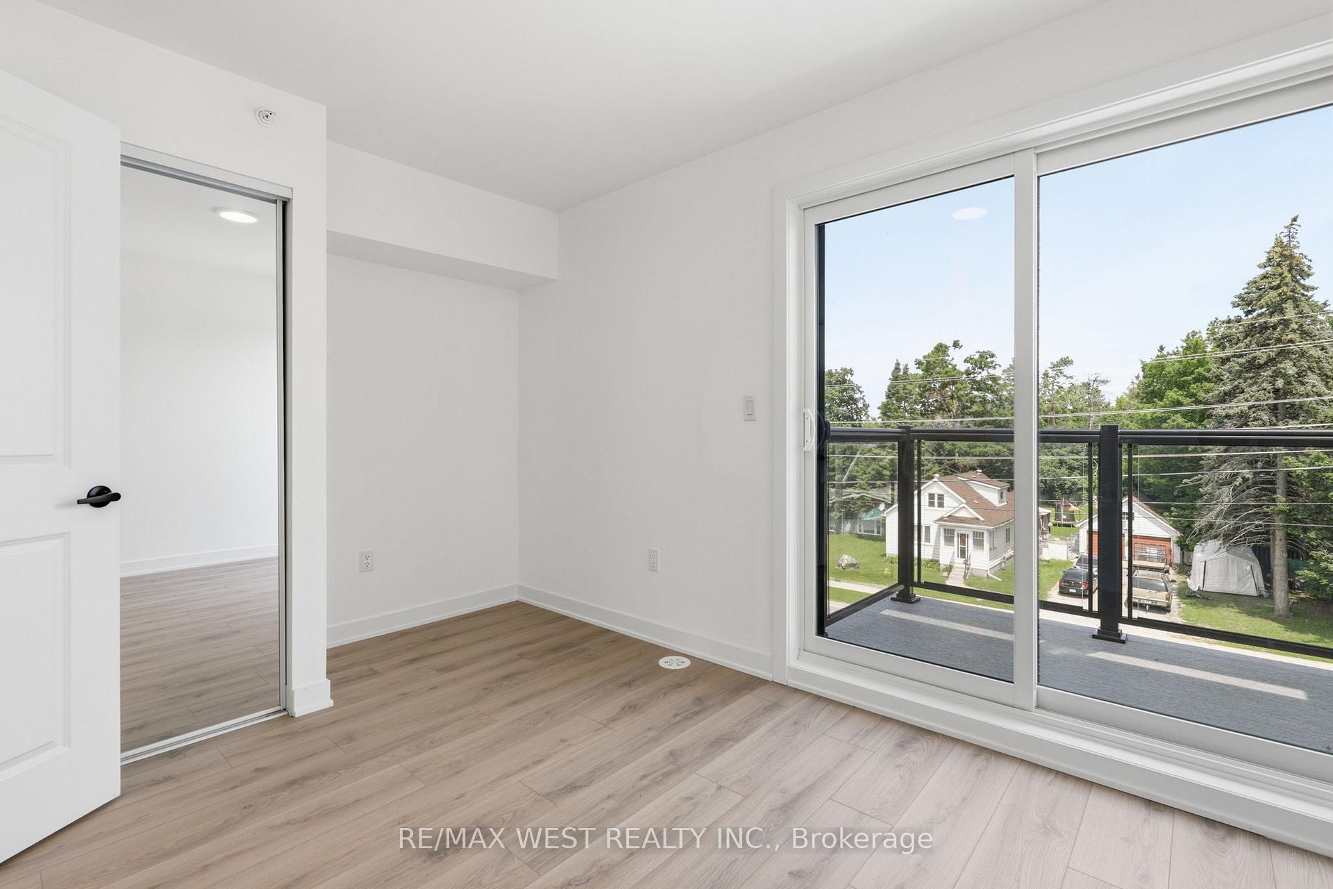 Photo 23 of Unit 7, 521 Big Bay Point Road, Barrie, Painswick South — HOMEH