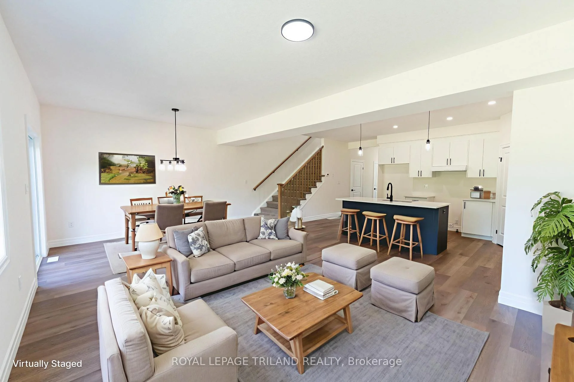 Photo of 3141 River Street