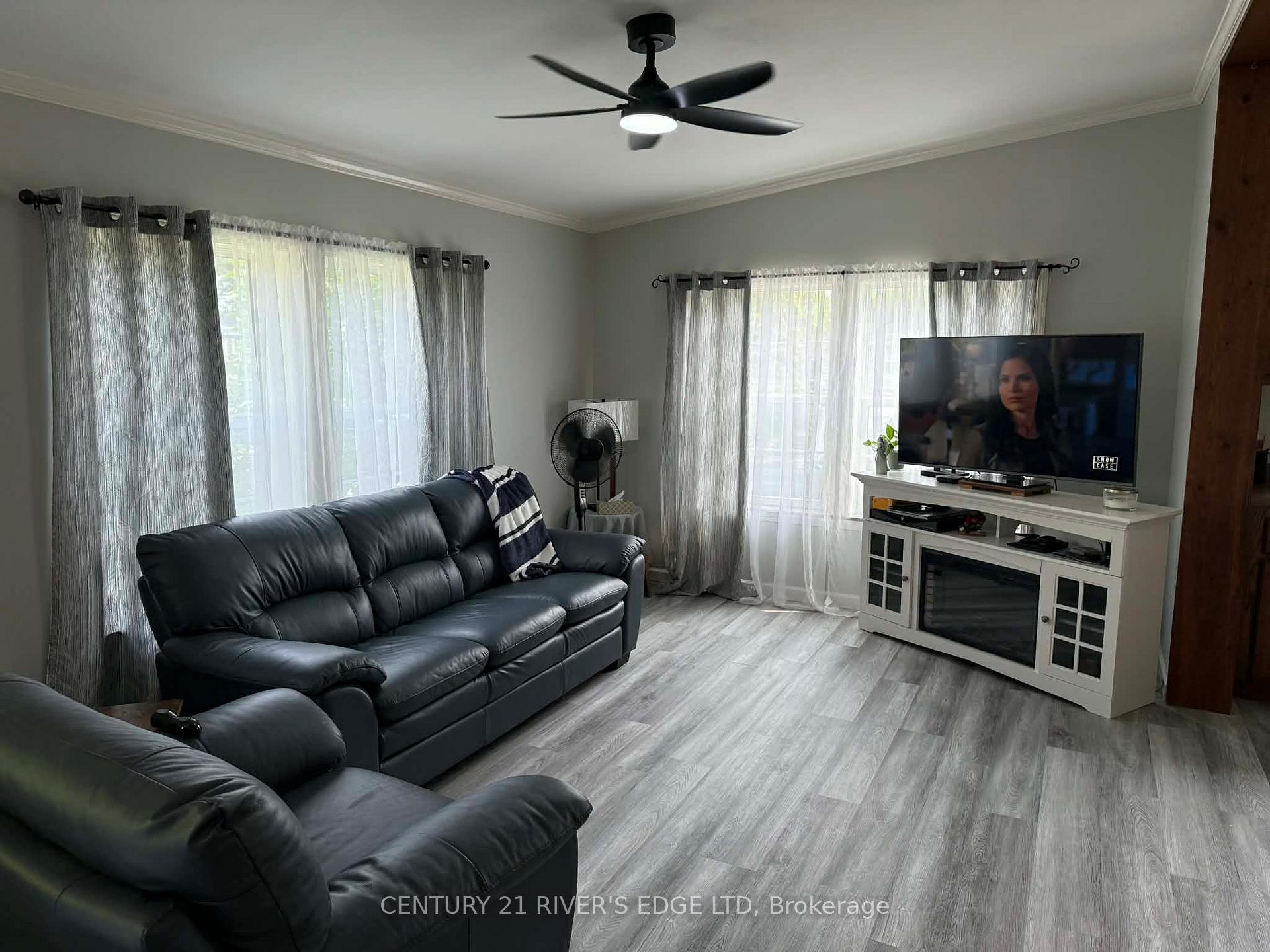 Photo 6 of 63 Whites Road, Quinte West, Sidney Ward — HOMEH