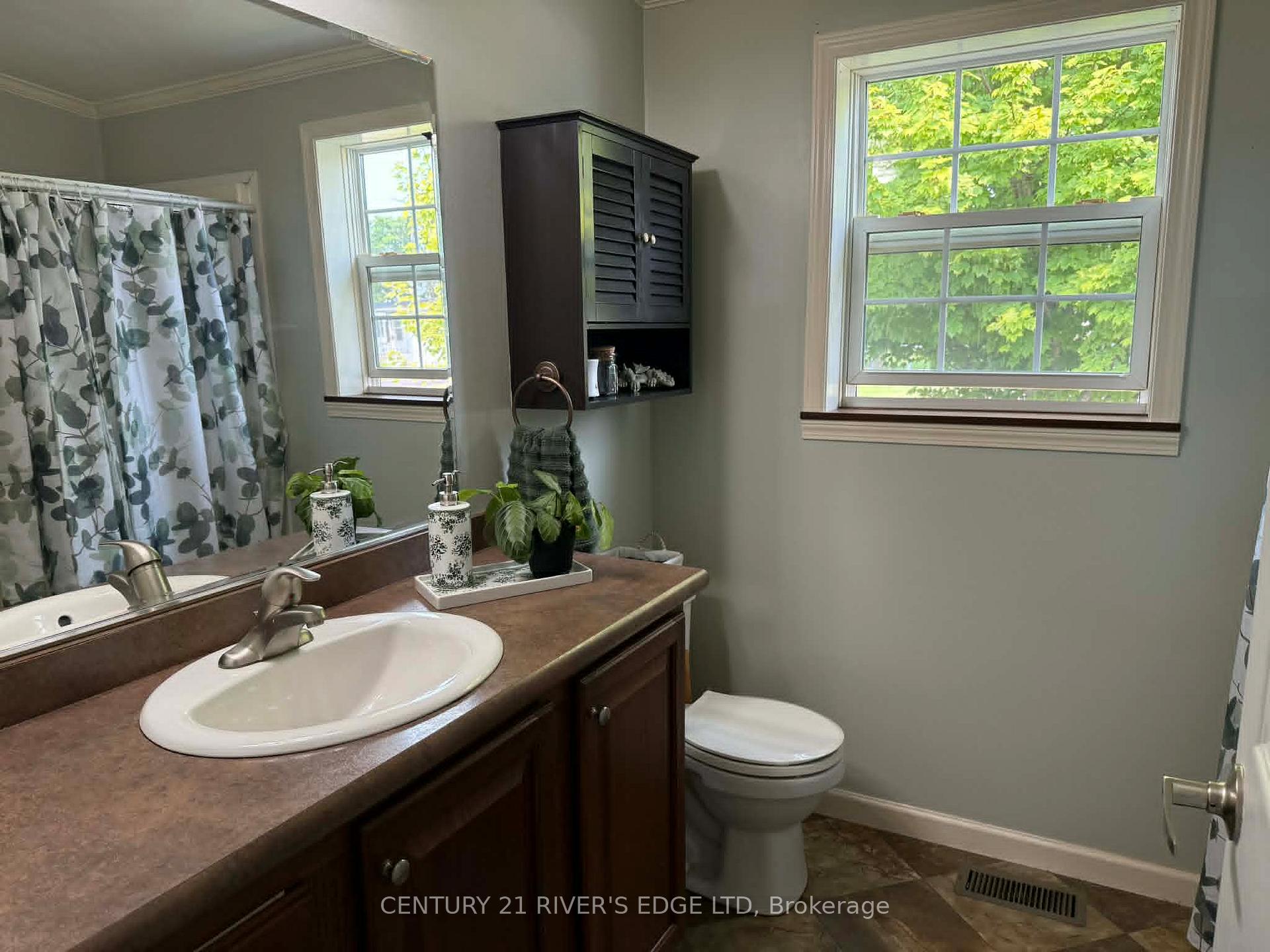 Photo 13 of 63 Whites Road, Quinte West, Sidney Ward — HOMEH