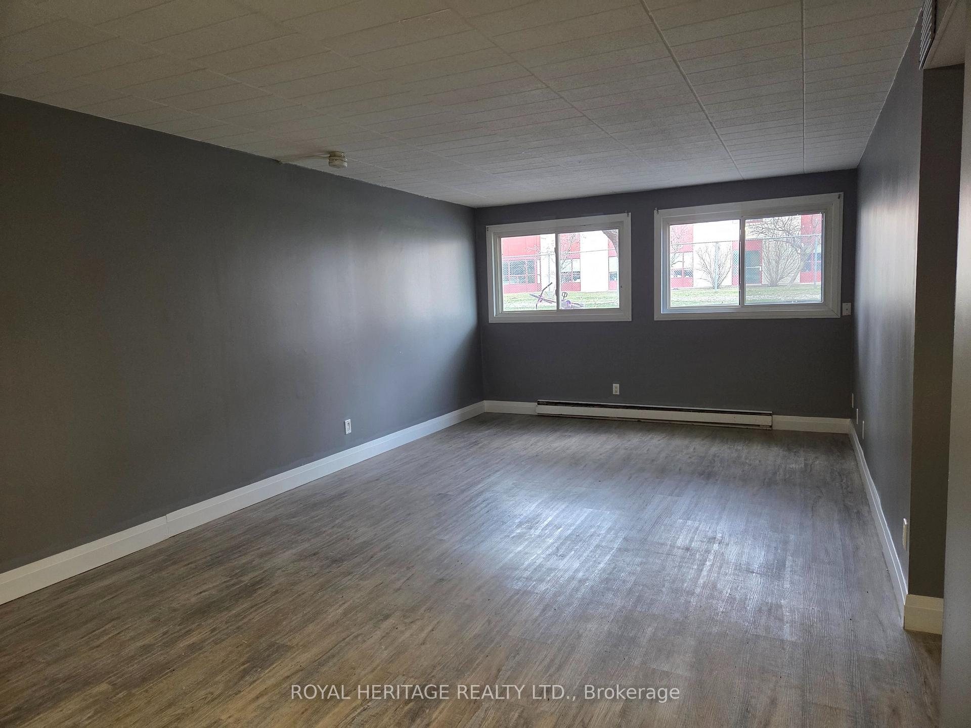 Photo 4 of Unit 104, 8800 Willoughby Drive, Niagara Falls, Chippawa — HOMEH