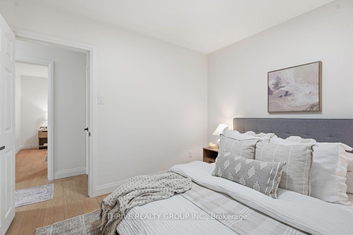 Photo 19 of 234 Goddard Boulevard, London, East H — HOMEH