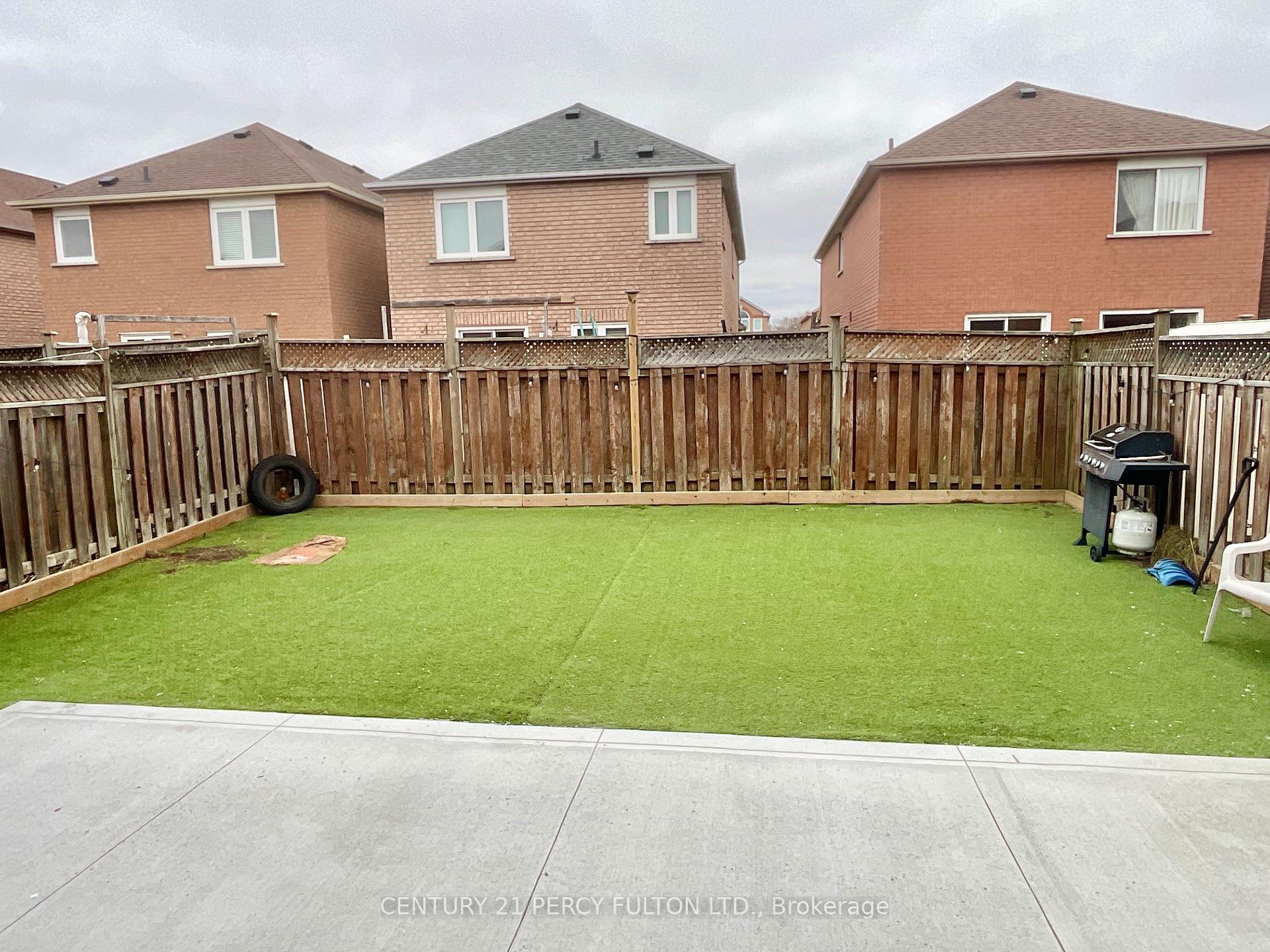 Photo 13 of 173 Sophia Road, Markham, Middlefield — HOMEH