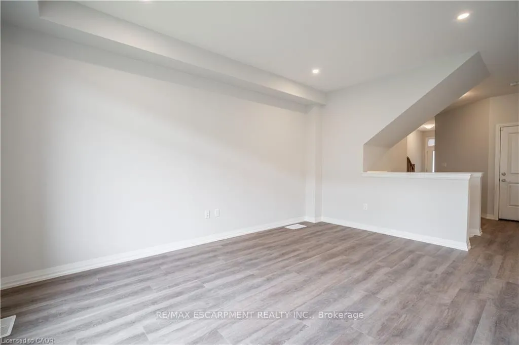 Photo 4 of Unit 49, 4552 Portage Road, Niagara Falls, Morrison — HOMEH