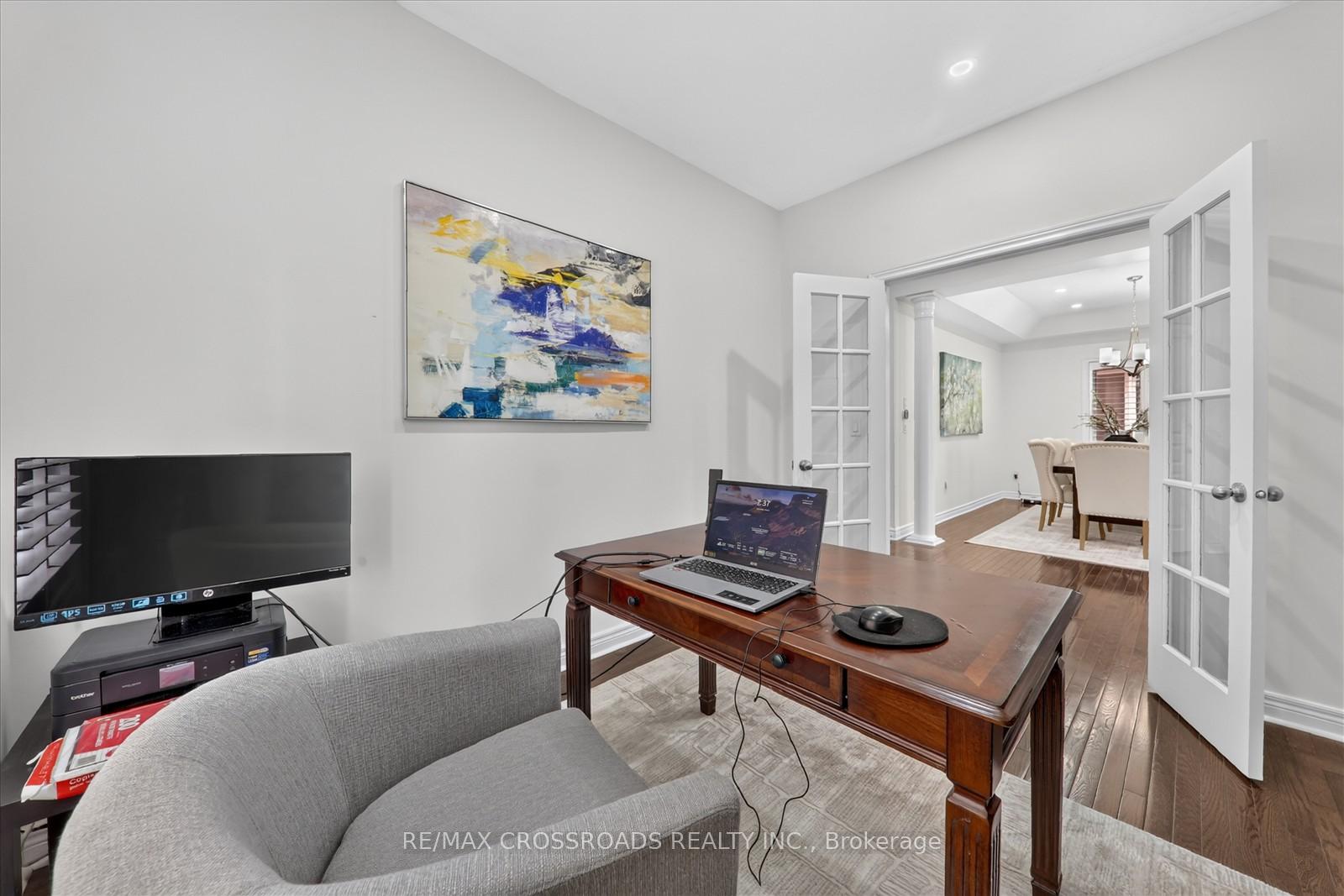 Photo 13 of 15 Sedore Street, Markham, Greensborough — HOMEH