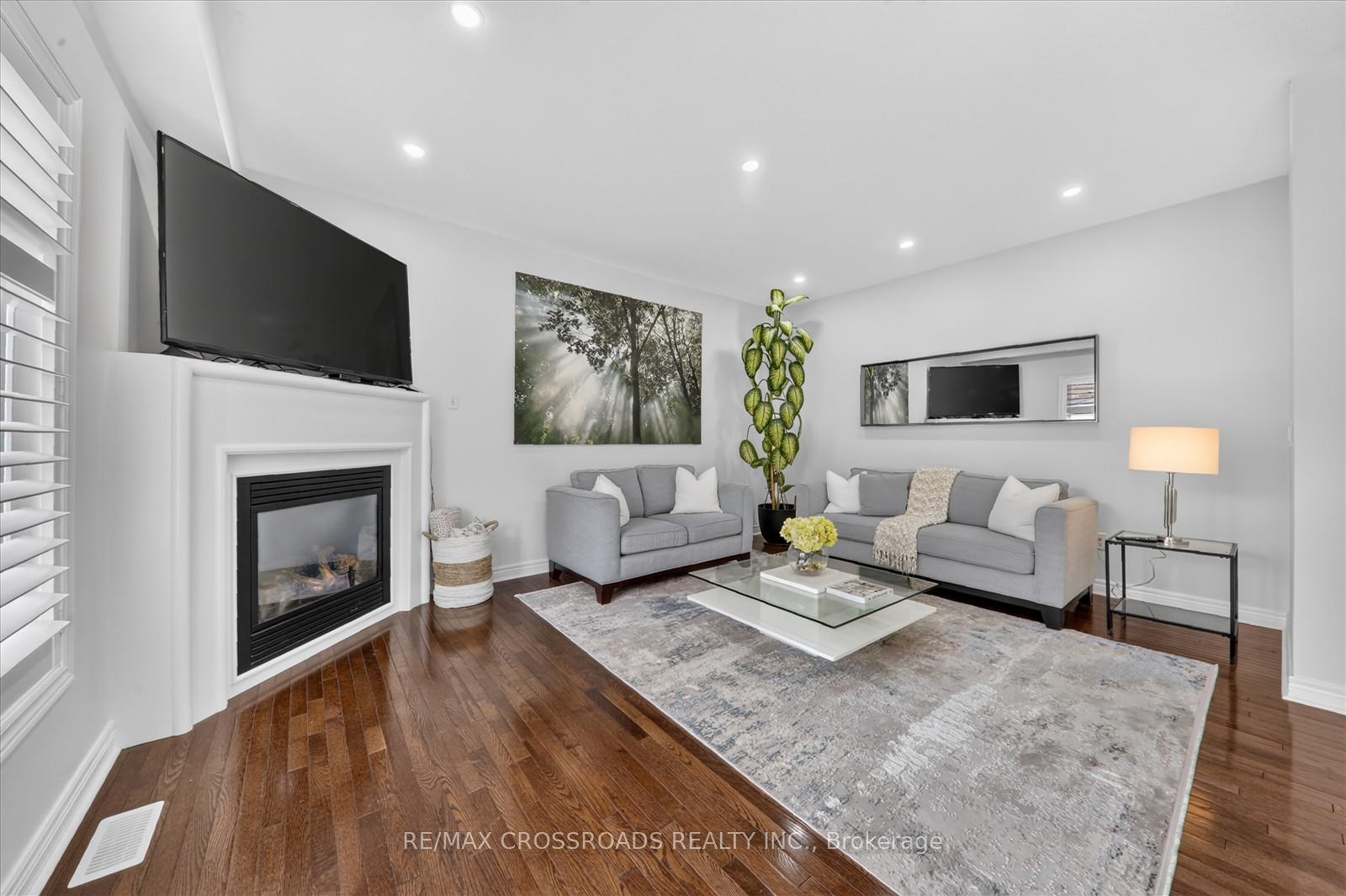 Photo 21 of 15 Sedore Street, Markham, Greensborough — HOMEH