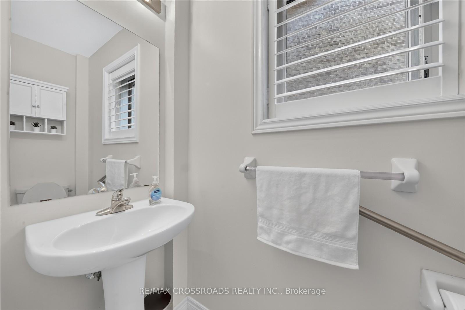 Photo 23 of 15 Sedore Street, Markham, Greensborough — HOMEH