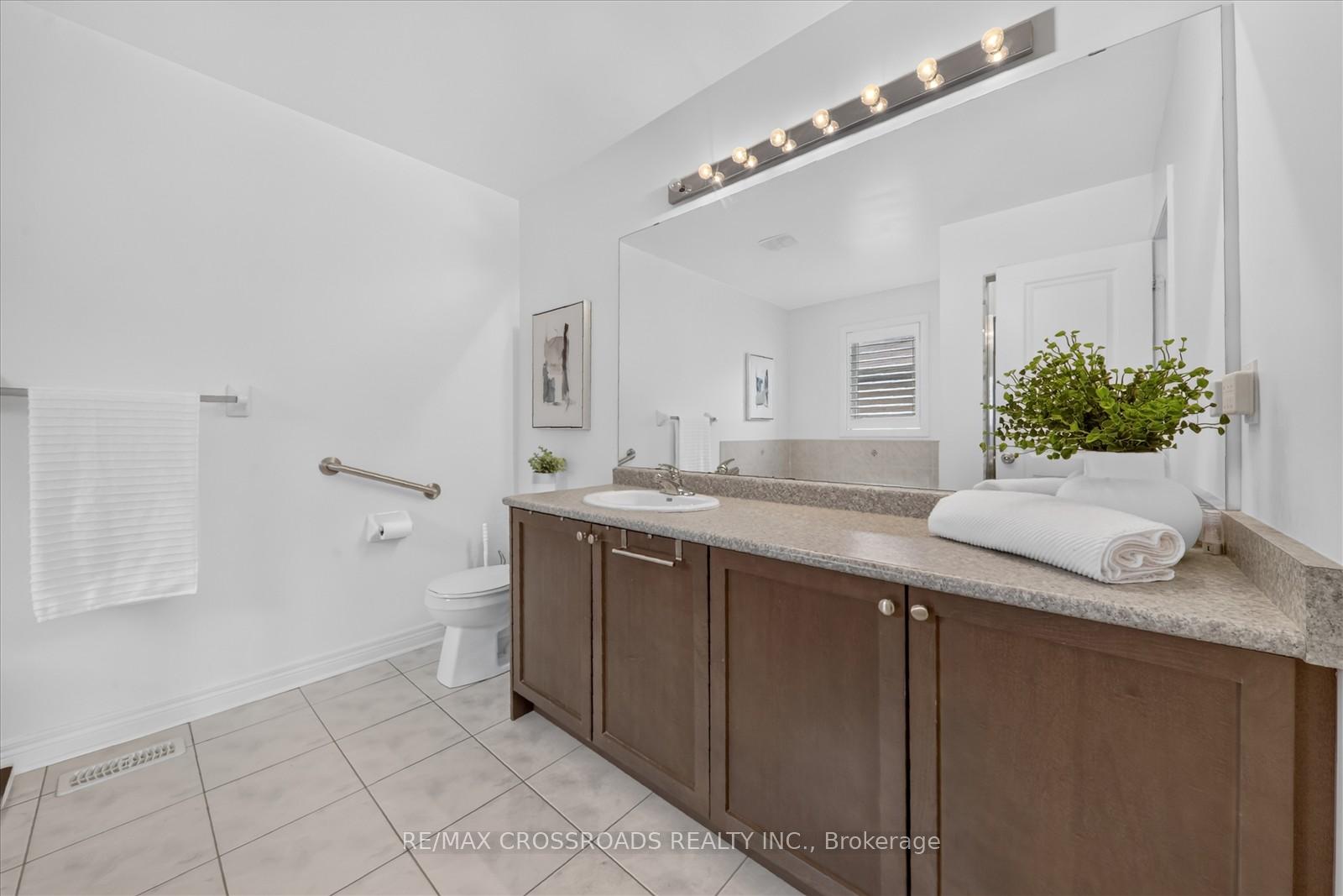 Photo 30 of 15 Sedore Street, Markham, Greensborough — HOMEH