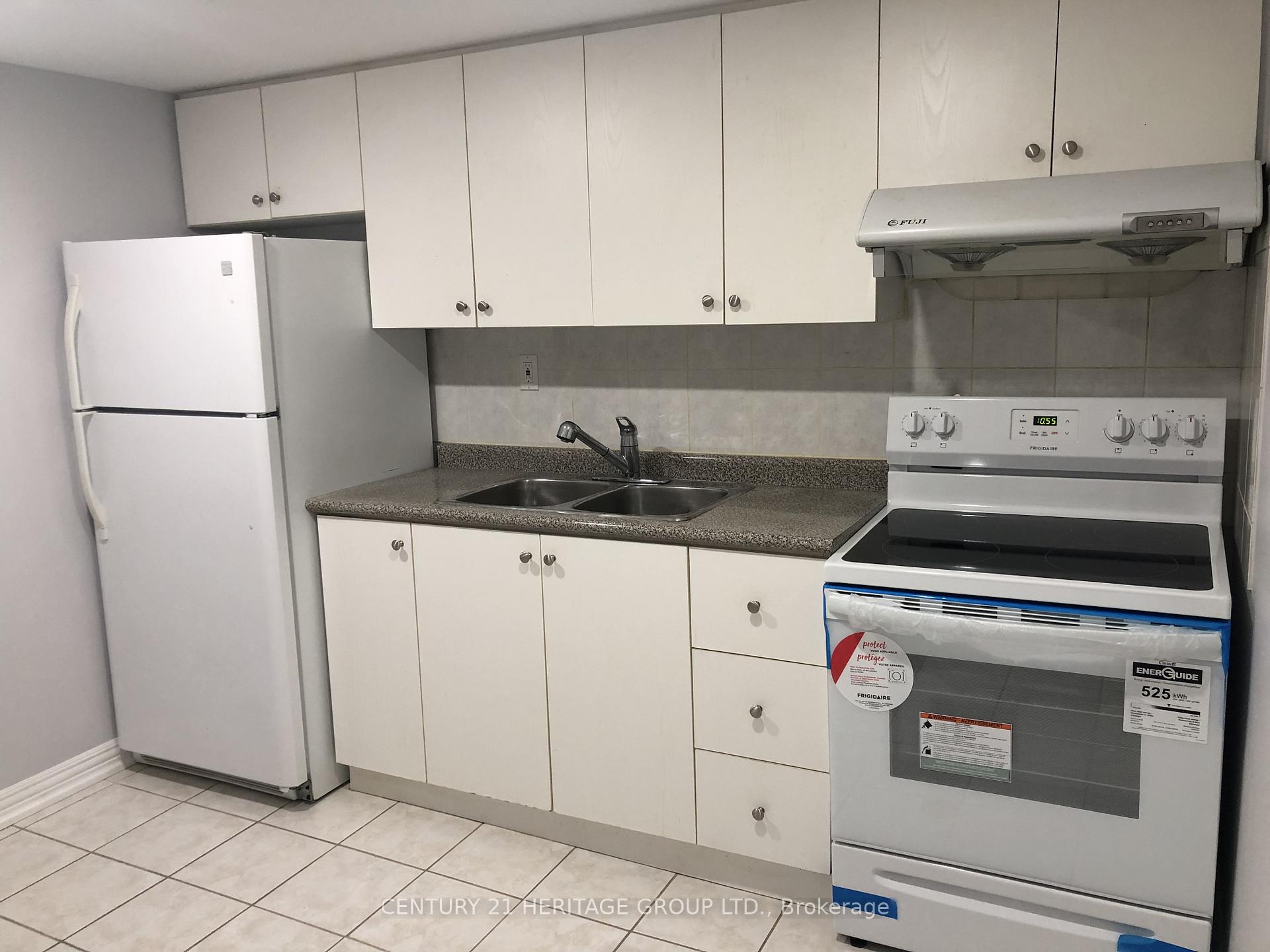 Photo 1 of Unit Apt 1 B1, 16 Cartmel Drive, Markham, Milliken Mills East — HOMEH