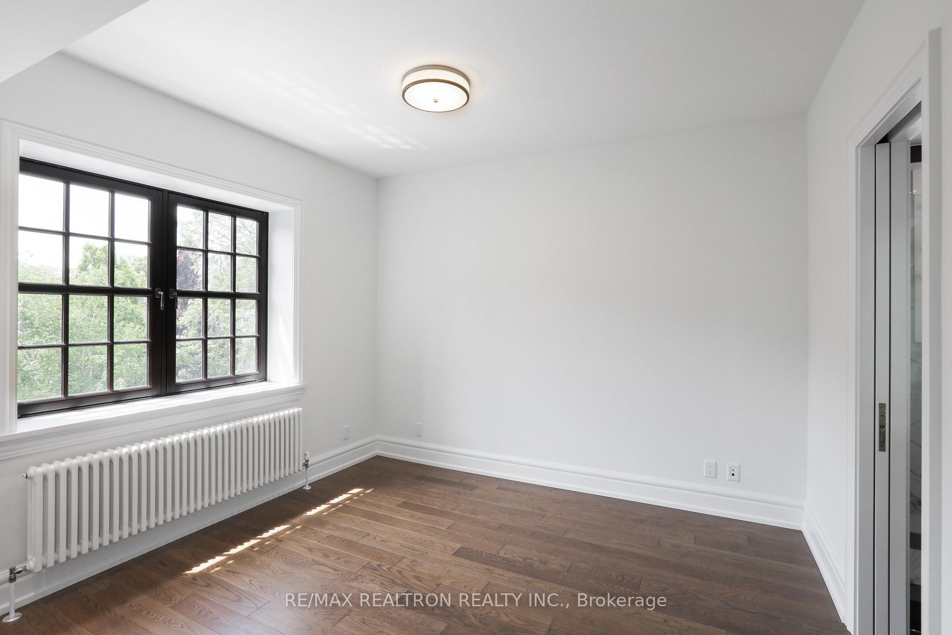 Photo 15 of Unit 206, 2 Clarendon Avenue, Toronto, Casa Loma — HOMEH