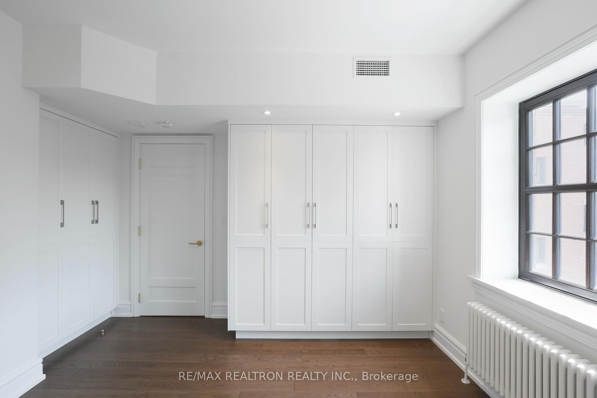 Photo 16 of Unit 206, 2 Clarendon Avenue, Toronto, Casa Loma — HOMEH