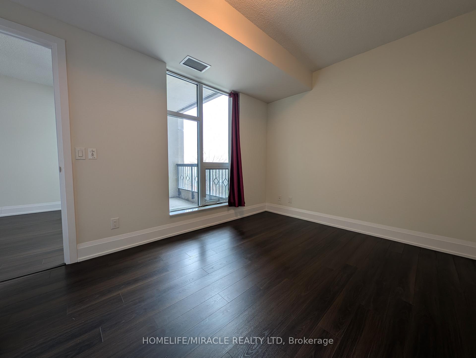 Photo 5 of Unit 428, 2 Old Mill Drive, Toronto, High Park-Swansea — HOMEH