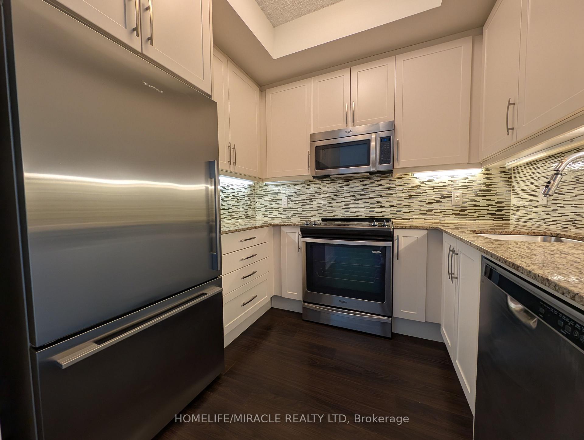 Photo 6 of Unit 428, 2 Old Mill Drive, Toronto, High Park-Swansea — HOMEH