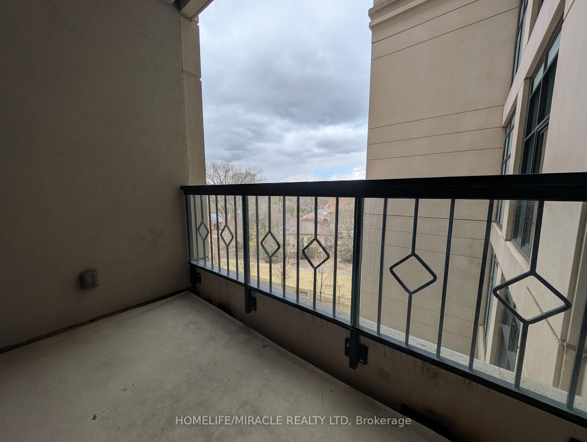 Photo 12 of Unit 428, 2 Old Mill Drive, Toronto, High Park-Swansea — HOMEH