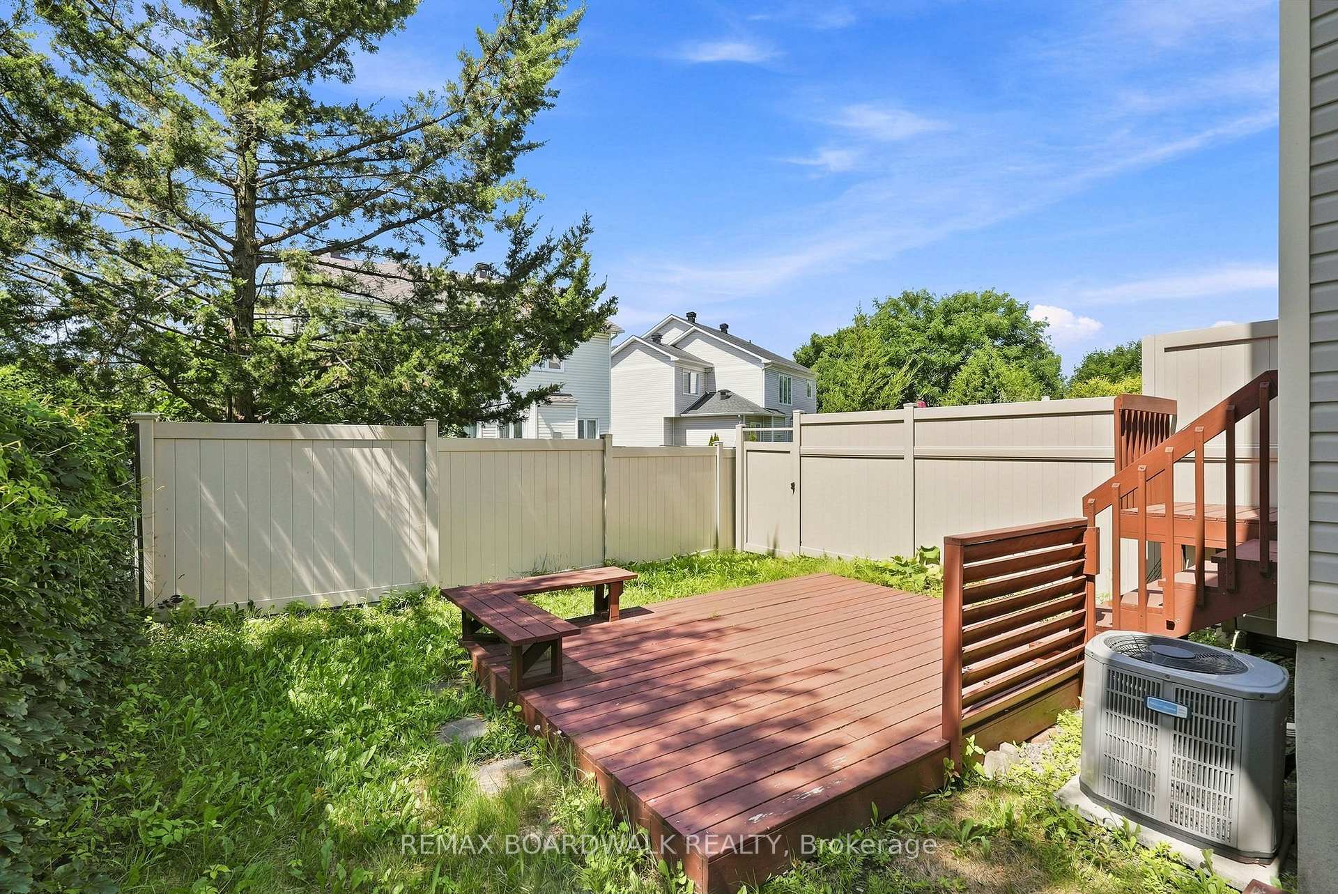 Photo 37 of 5981 Pineglade Crescent, Ottawa, Chapel Hill South - Orleans Village — HOMEH