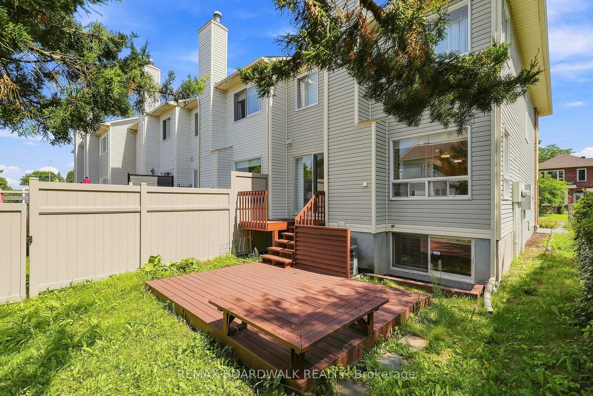 Photo 38 of 5981 Pineglade Crescent, Ottawa, Chapel Hill South - Orleans Village — HOMEH
