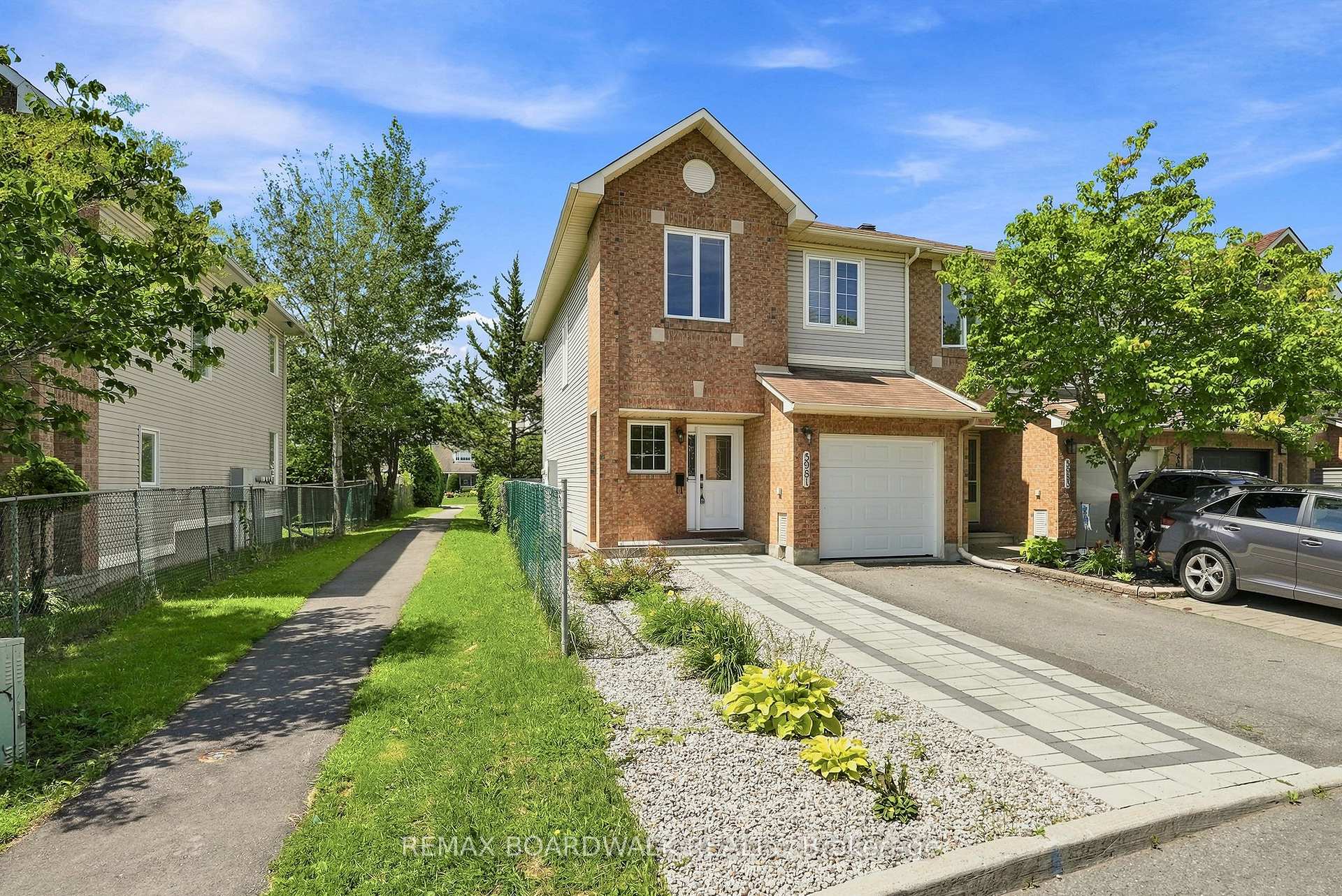 Photo 42 of 5981 Pineglade Crescent, Ottawa, Chapel Hill South - Orleans Village — HOMEH