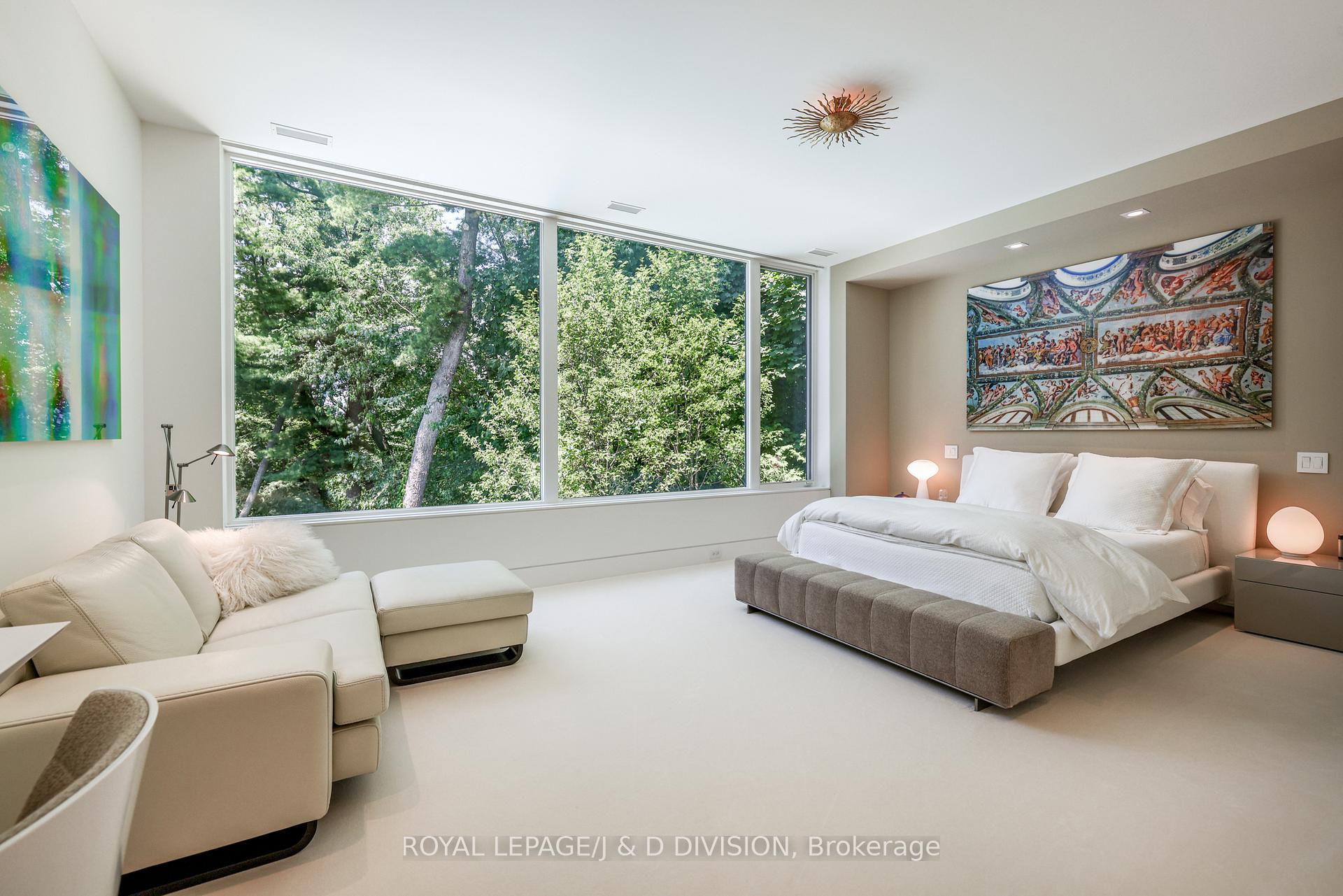 Photo 15 of 20 Forest Glen Crescent, North York, Bridle Path-Sunnybrook-York Mills — HOMEH