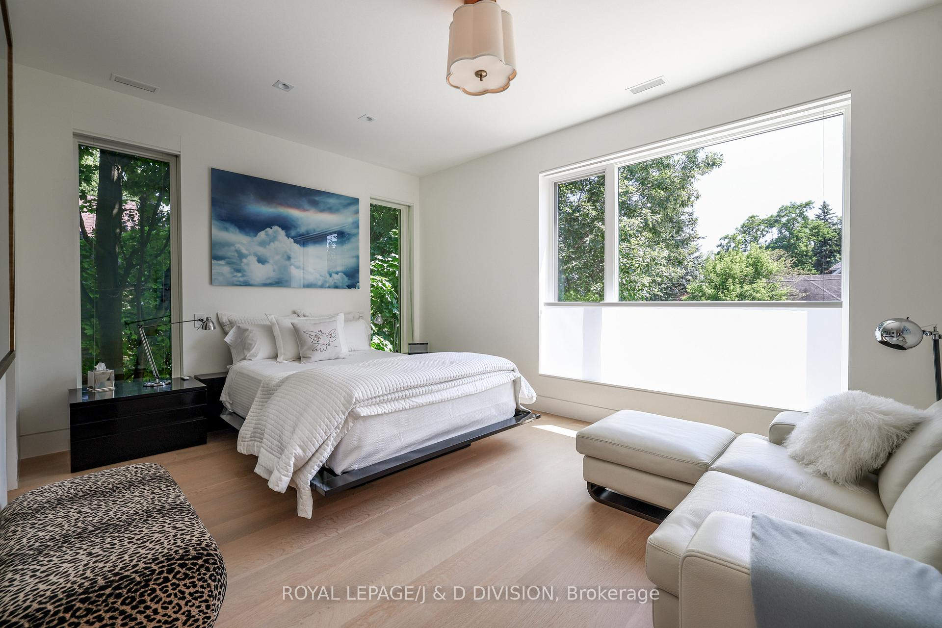 Photo 17 of 20 Forest Glen Crescent, North York, Bridle Path-Sunnybrook-York Mills — HOMEH